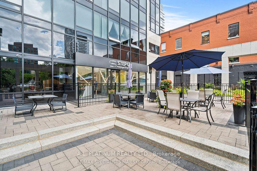Photo 10 of Unit 505, 30 Wellington Street E, Toronto, Church-Yonge Corridor — HOMEH