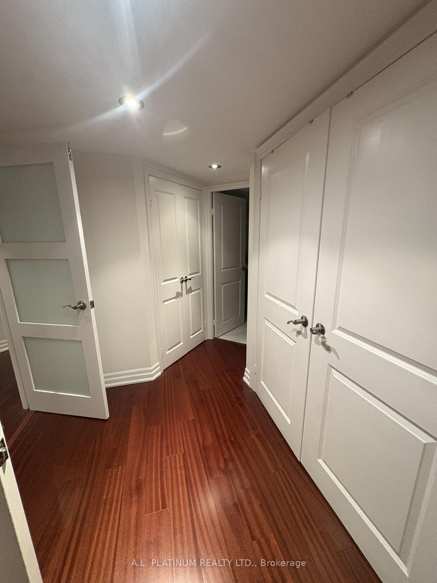 Photo 17 of Unit 505, 30 Wellington Street E, Toronto, Church-Yonge Corridor — HOMEH