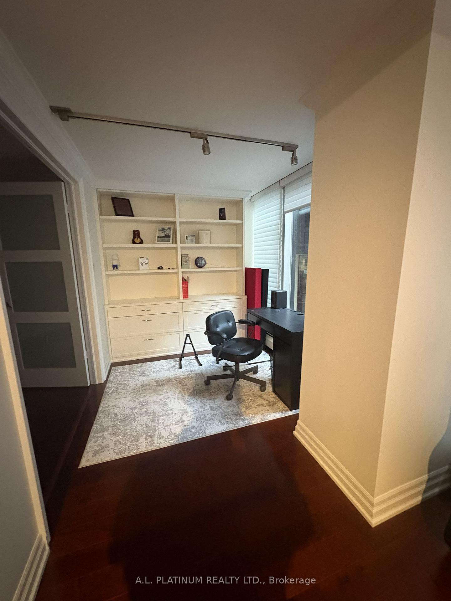 Photo 22 of Unit 505, 30 Wellington Street E, Toronto, Church-Yonge Corridor — HOMEH