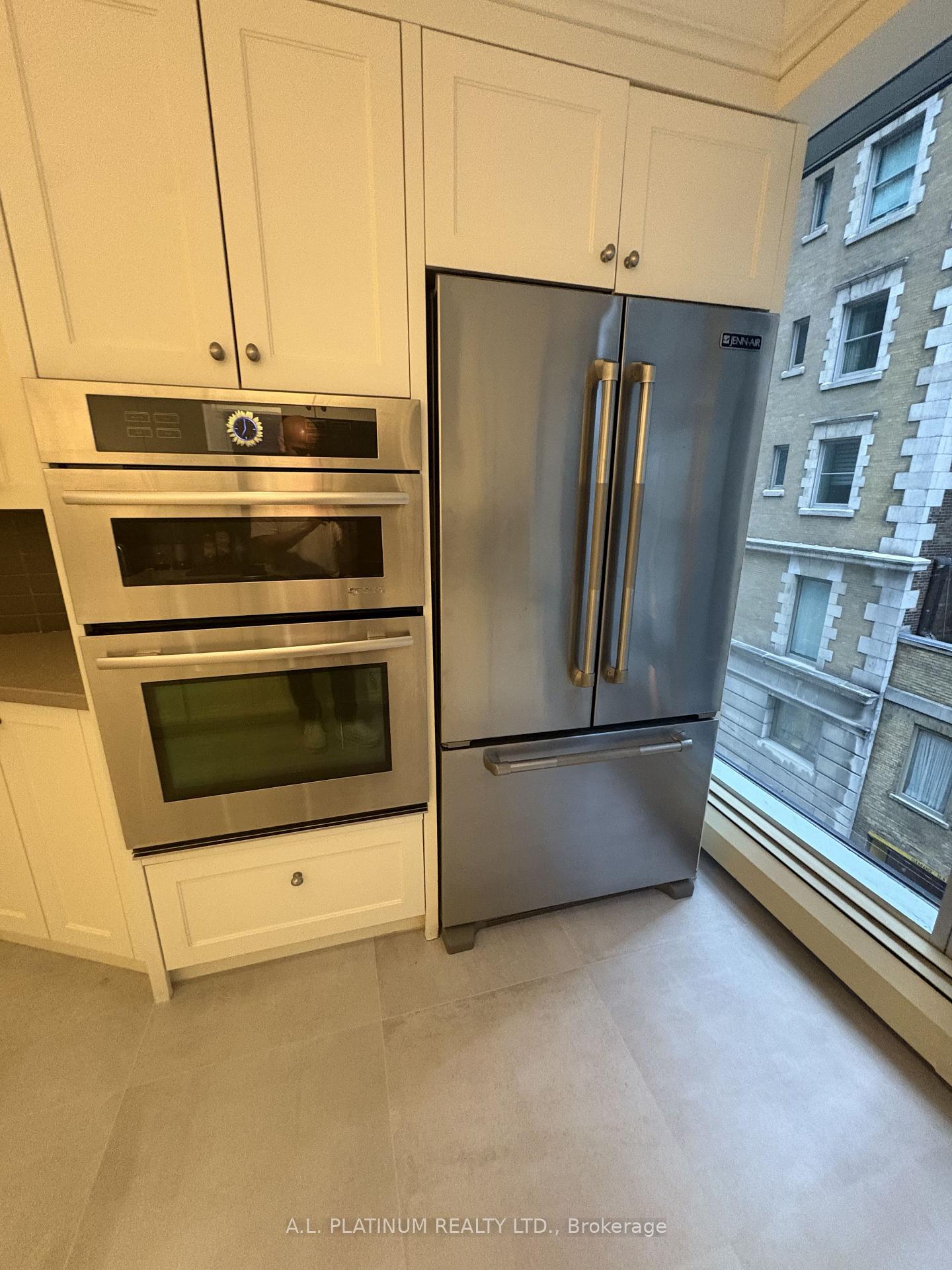Photo 26 of Unit 505, 30 Wellington Street E, Toronto, Church-Yonge Corridor — HOMEH