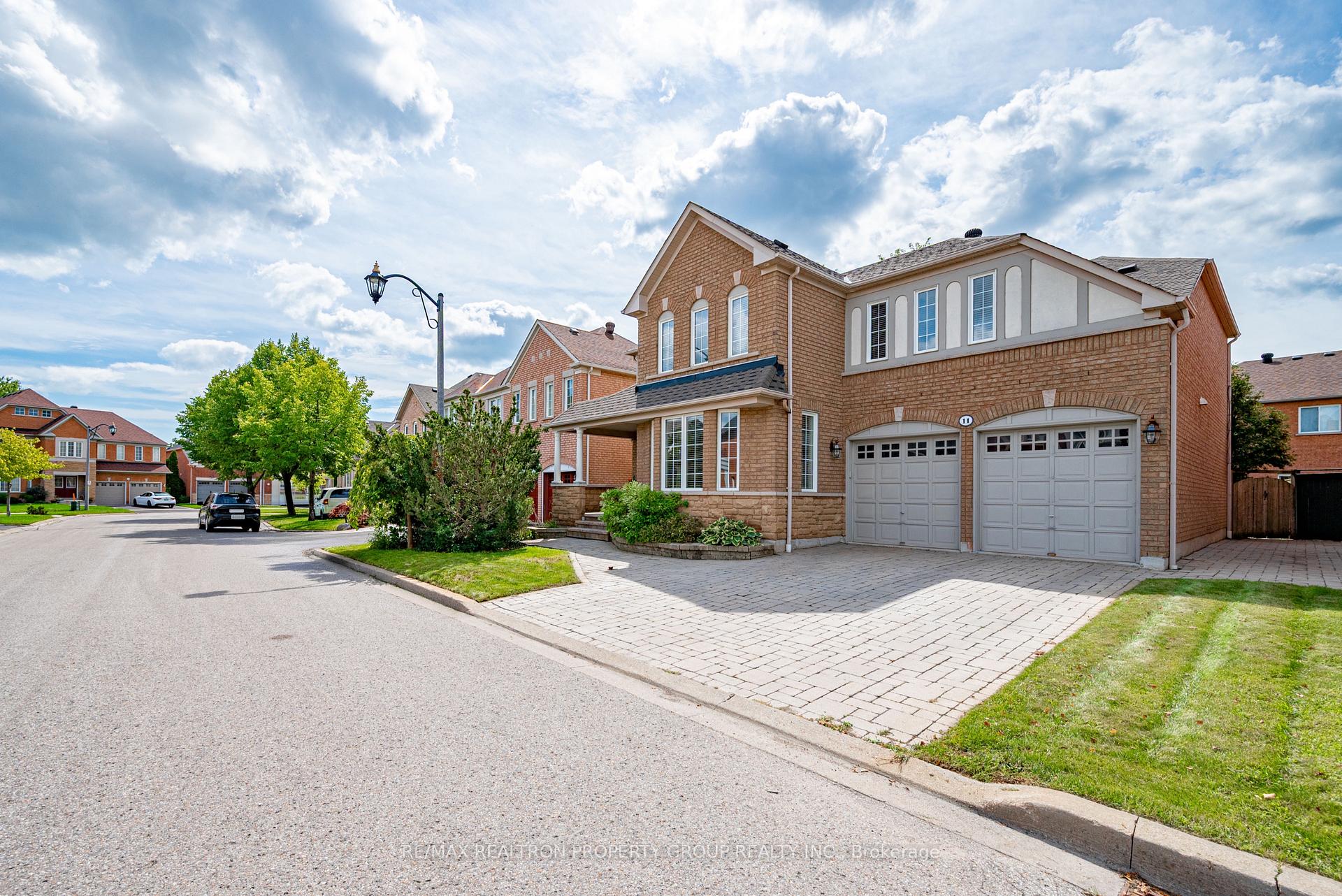 Photo 2 of 11 Montebello Crescent, Ajax, Northwest Ajax — HOMEH