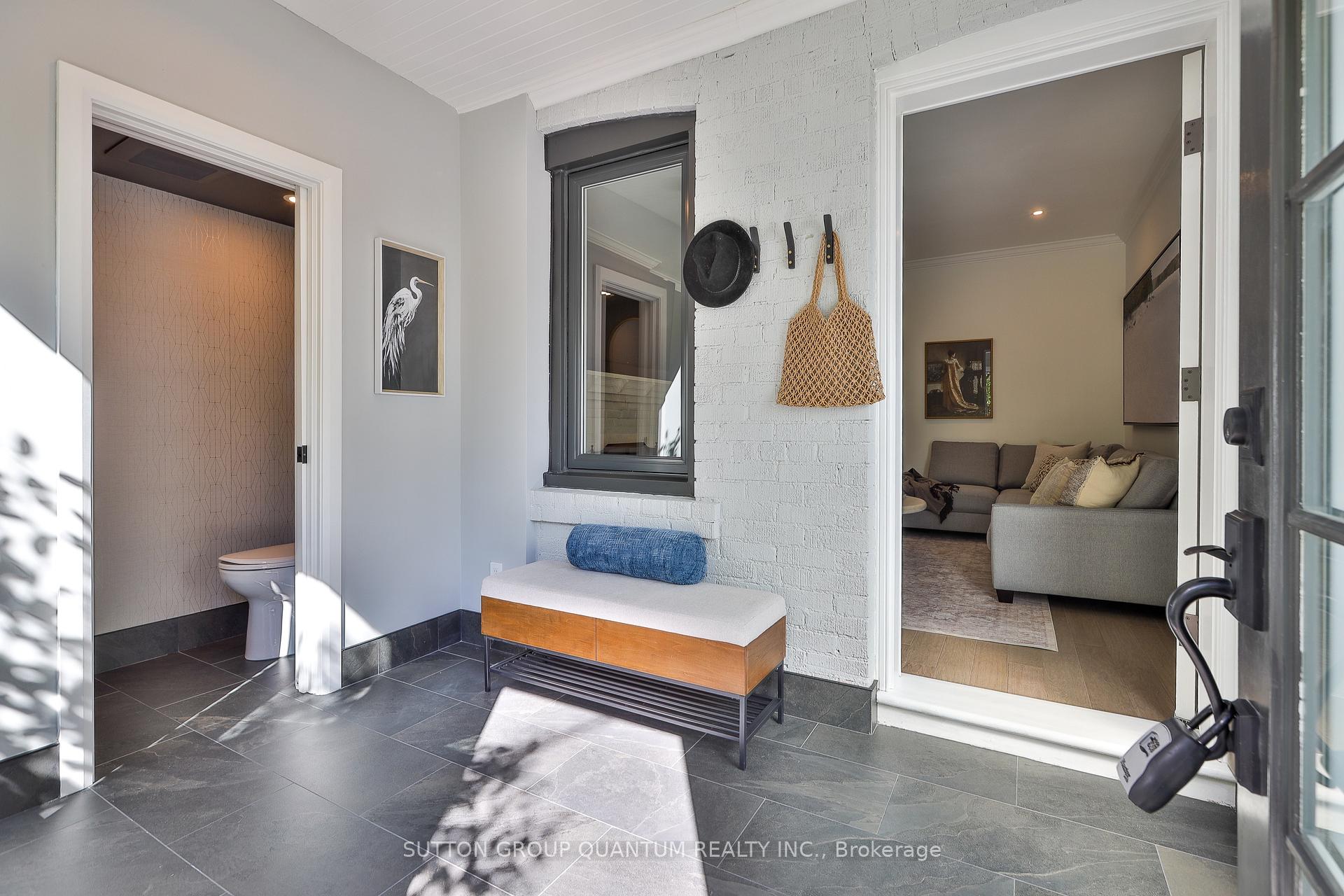 Photo 3 of 110 Castlefield Avenue, Toronto, Yonge-Eglinton — HOMEH