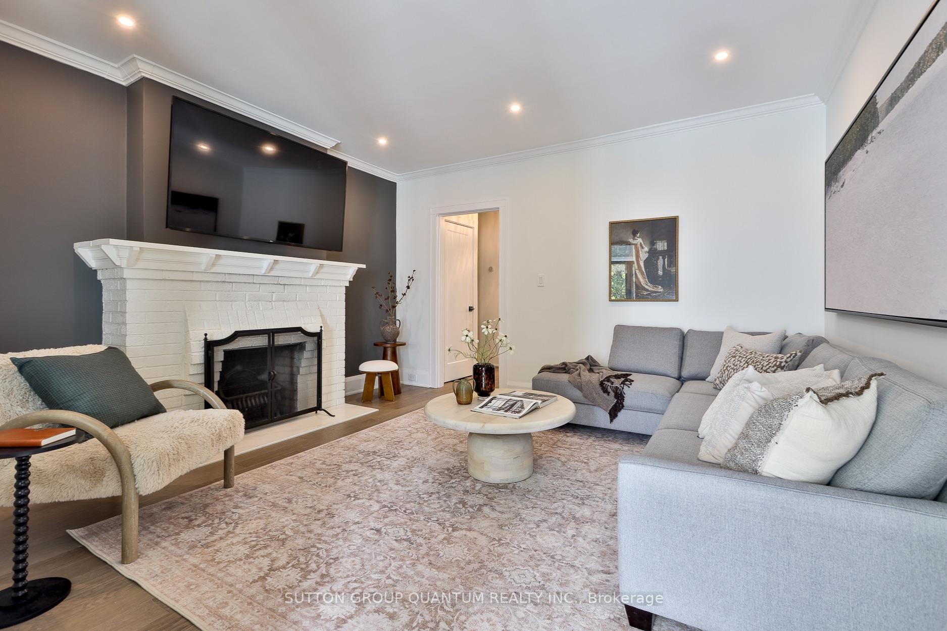 Photo 5 of 110 Castlefield Avenue, Toronto, Yonge-Eglinton — HOMEH