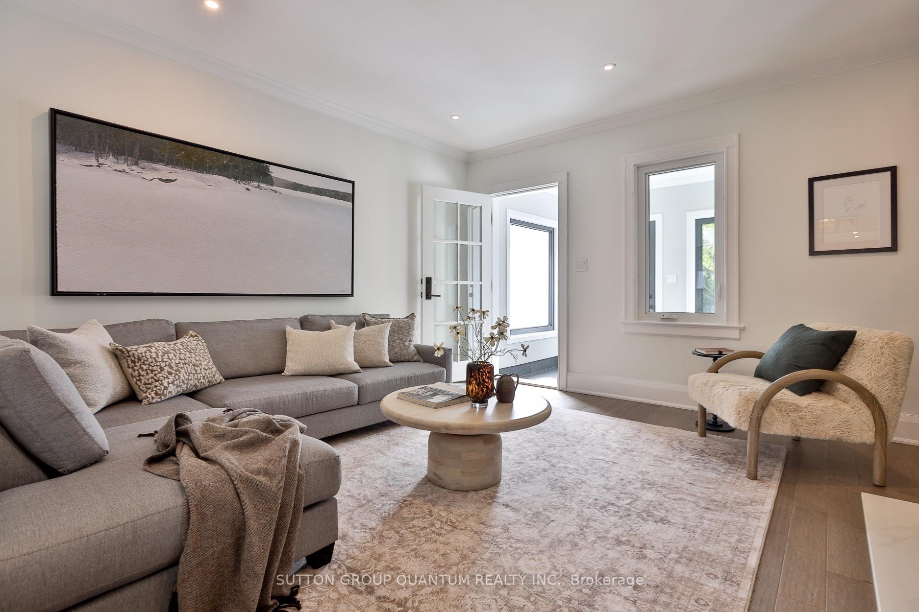 Photo 6 of 110 Castlefield Avenue, Toronto, Yonge-Eglinton — HOMEH