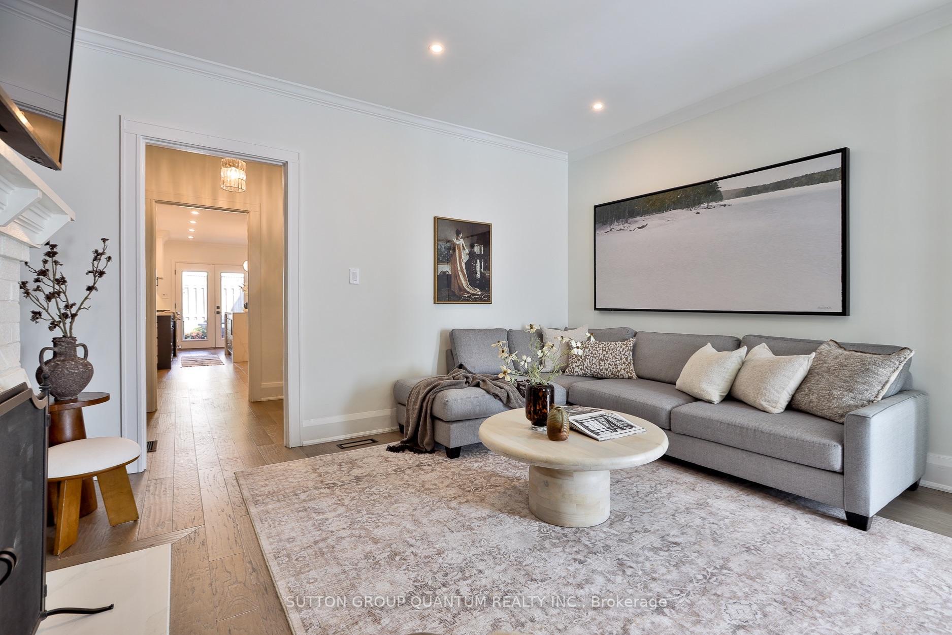 Photo 9 of 110 Castlefield Avenue, Toronto, Yonge-Eglinton — HOMEH