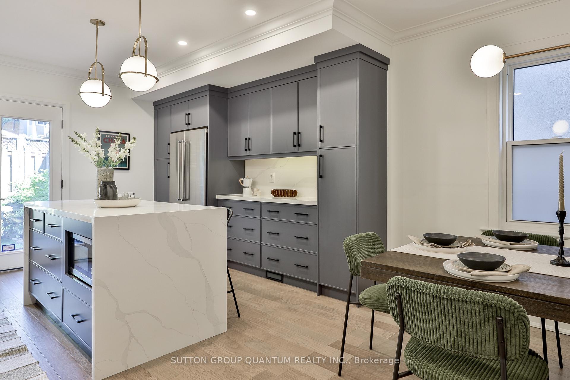Photo 18 of 110 Castlefield Avenue, Toronto, Yonge-Eglinton — HOMEH
