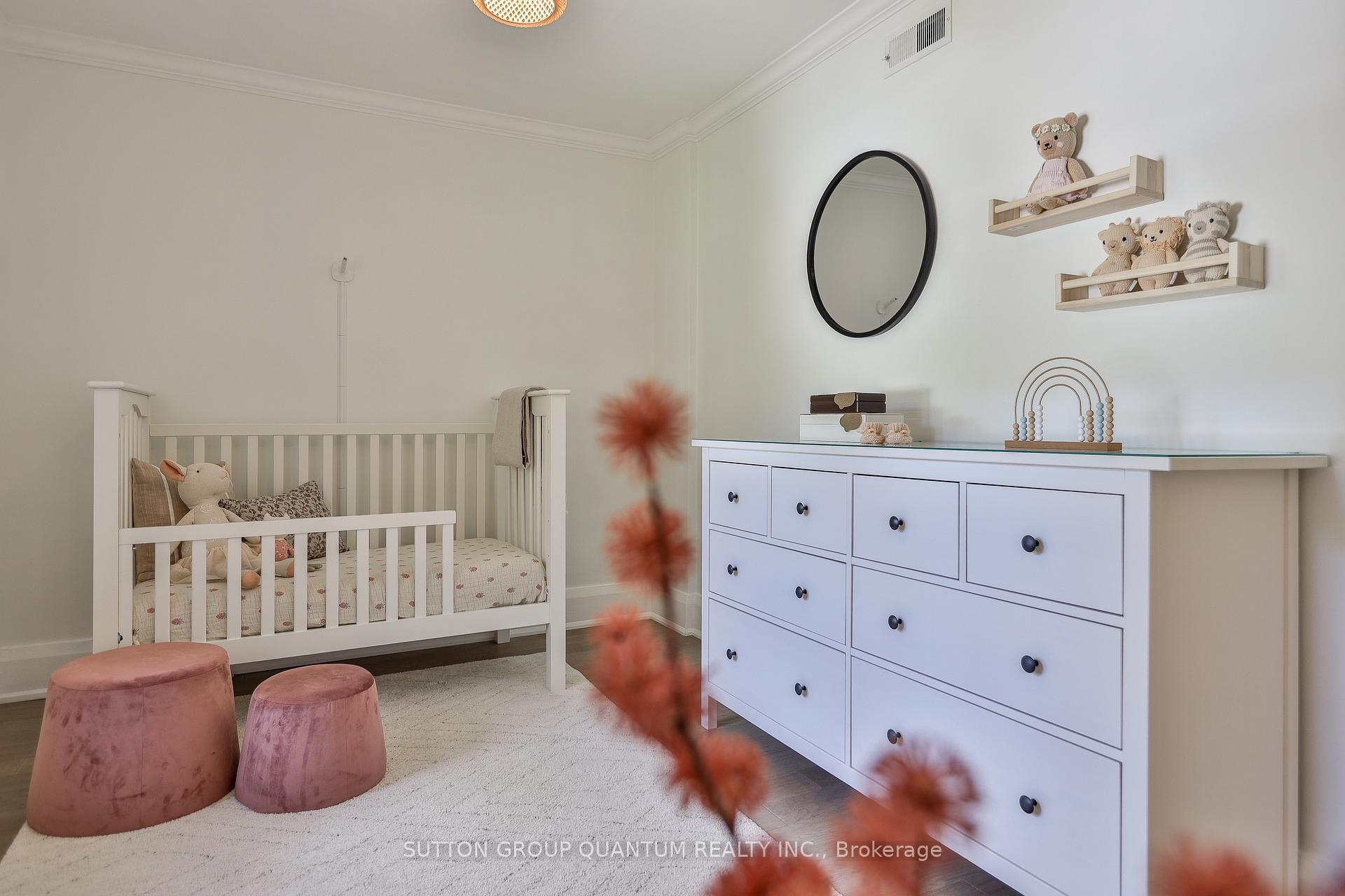 Photo 32 of 110 Castlefield Avenue, Toronto, Yonge-Eglinton — HOMEH