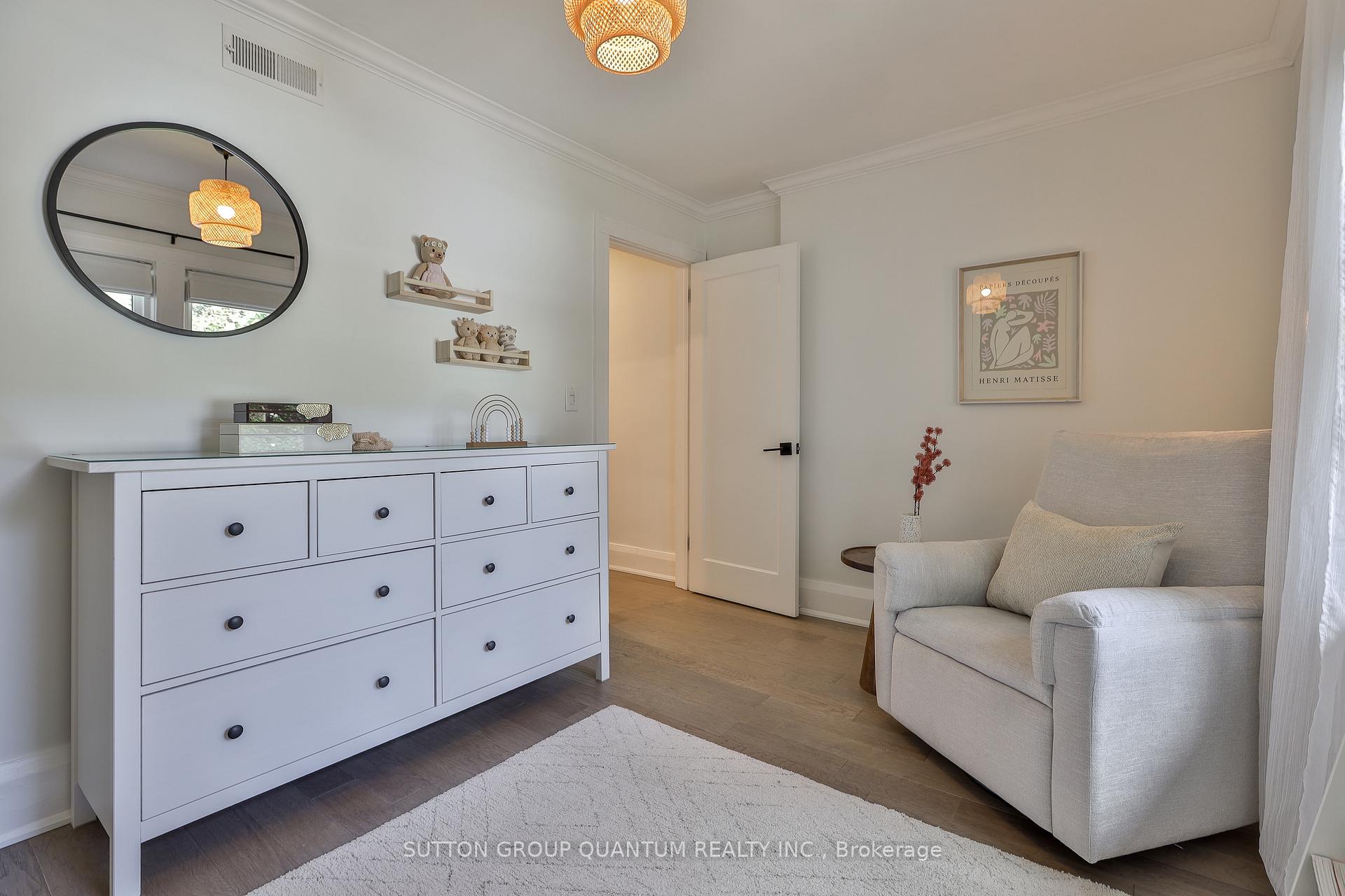 Photo 34 of 110 Castlefield Avenue, Toronto, Yonge-Eglinton — HOMEH