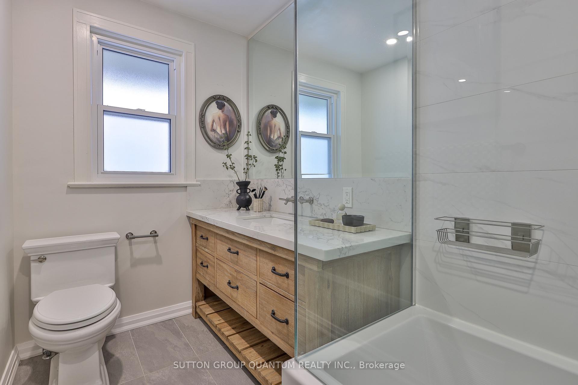 Photo 35 of 110 Castlefield Avenue, Toronto, Yonge-Eglinton — HOMEH