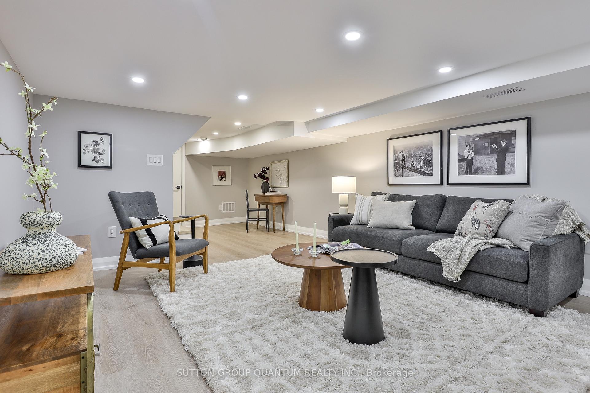 Photo 42 of 110 Castlefield Avenue, Toronto, Yonge-Eglinton — HOMEH