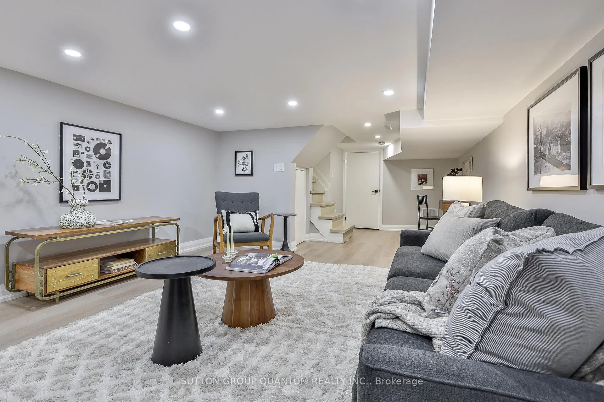 Photo 44 of 110 Castlefield Avenue, Toronto, Yonge-Eglinton — HOMEH