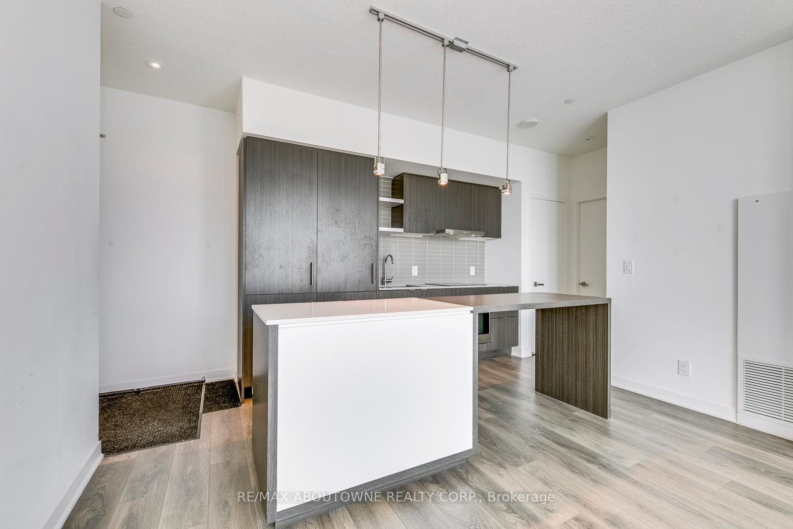 Photo 7 of Unit 4906, 88 Harbour Street, Toronto, Waterfront Communities — HOMEH