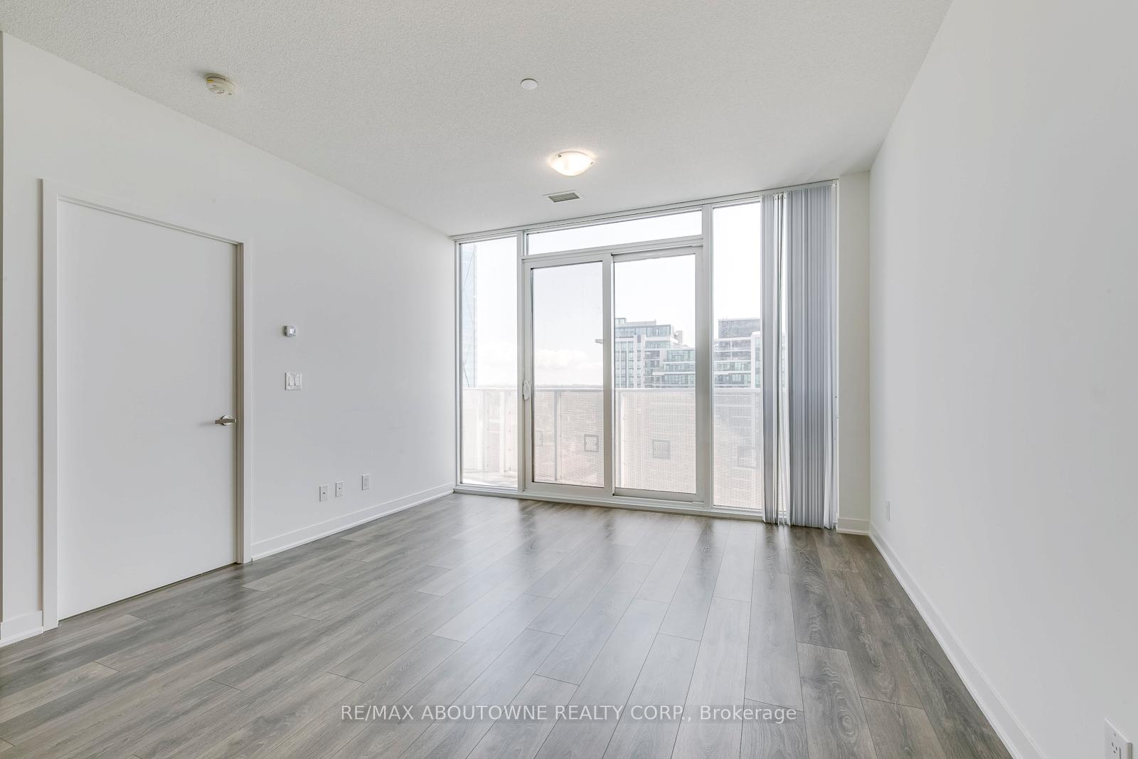 Photo 13 of Unit 4906, 88 Harbour Street, Toronto, Waterfront Communities — HOMEH