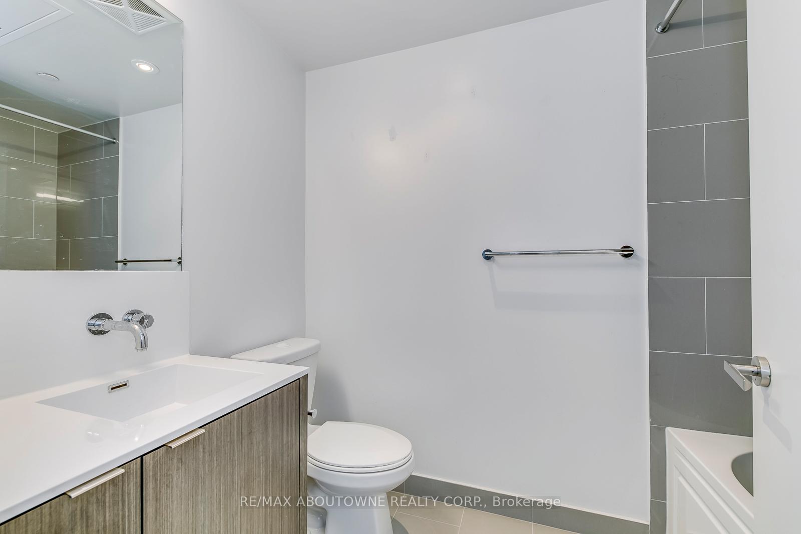 Photo 19 of Unit 4906, 88 Harbour Street, Toronto, Waterfront Communities — HOMEH