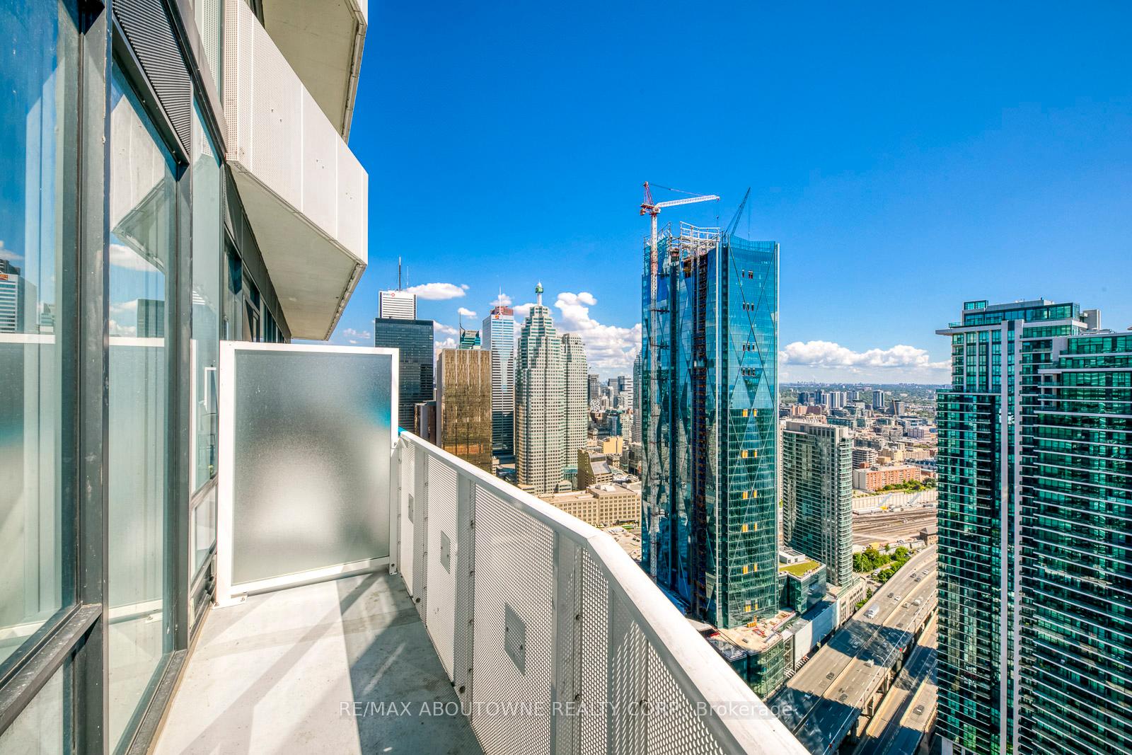 Photo 27 of Unit 4906, 88 Harbour Street, Toronto, Waterfront Communities — HOMEH