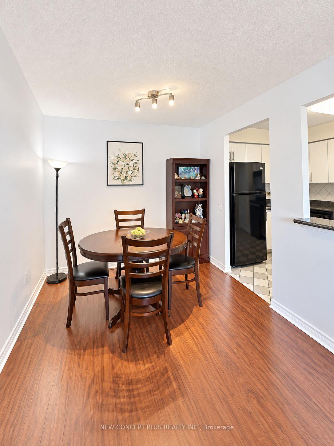 Photo 55 of Unit 506, 91 Townsgate Drive, Vaughan, Crestwood-Springfarm-Yorkhill — HOMEH