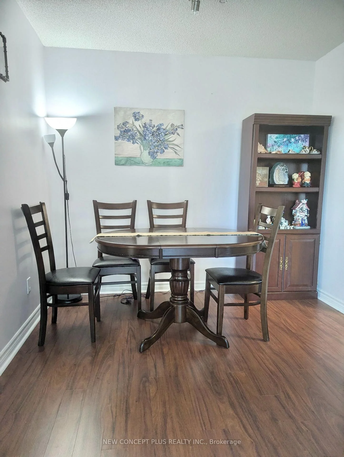 Photo 16 of Unit 506, 91 Townsgate Drive, Vaughan, Crestwood-Springfarm-Yorkhill — HOMEH
