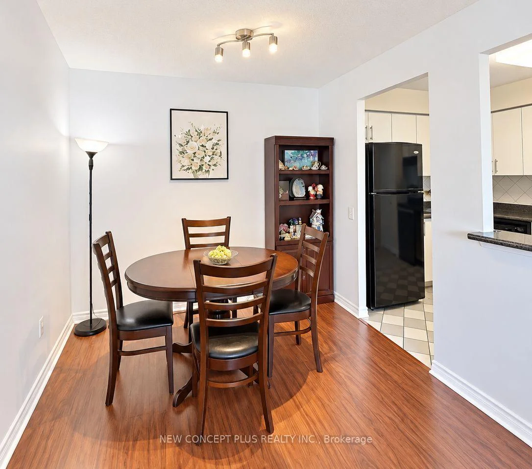 Photo 27 of Unit 506, 91 Townsgate Drive, Vaughan, Crestwood-Springfarm-Yorkhill — HOMEH