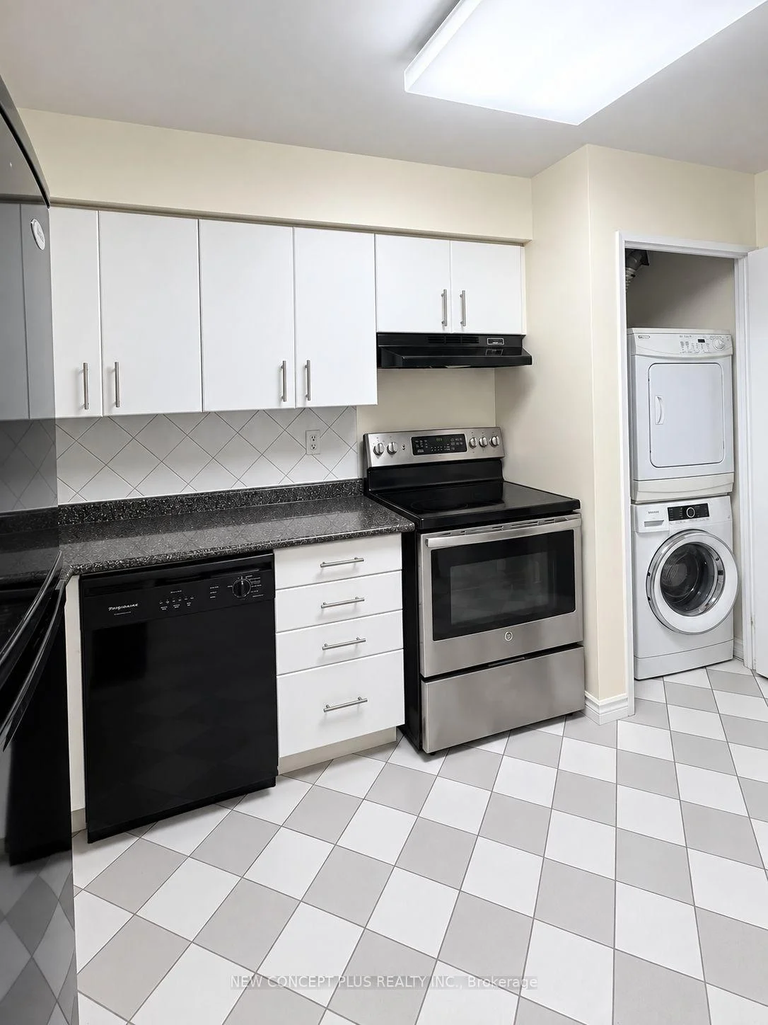 Photo 39 of Unit 506, 91 Townsgate Drive, Vaughan, Crestwood-Springfarm-Yorkhill — HOMEH