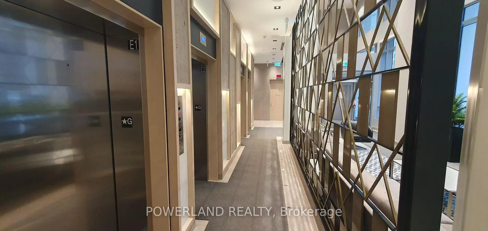 Photo 2 of Unit 1001, 77 Mutual Street, Toronto, Church-Yonge Corridor — HOMEH
