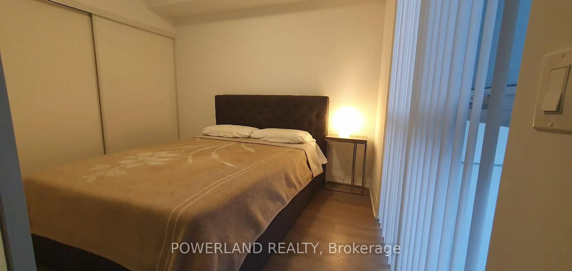 Photo 10 of Unit 1001, 77 Mutual Street, Toronto, Church-Yonge Corridor — HOMEH