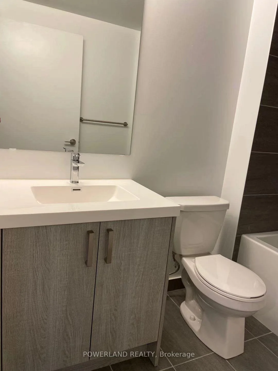 Photo 13 of Unit 1001, 77 Mutual Street, Toronto, Church-Yonge Corridor — HOMEH