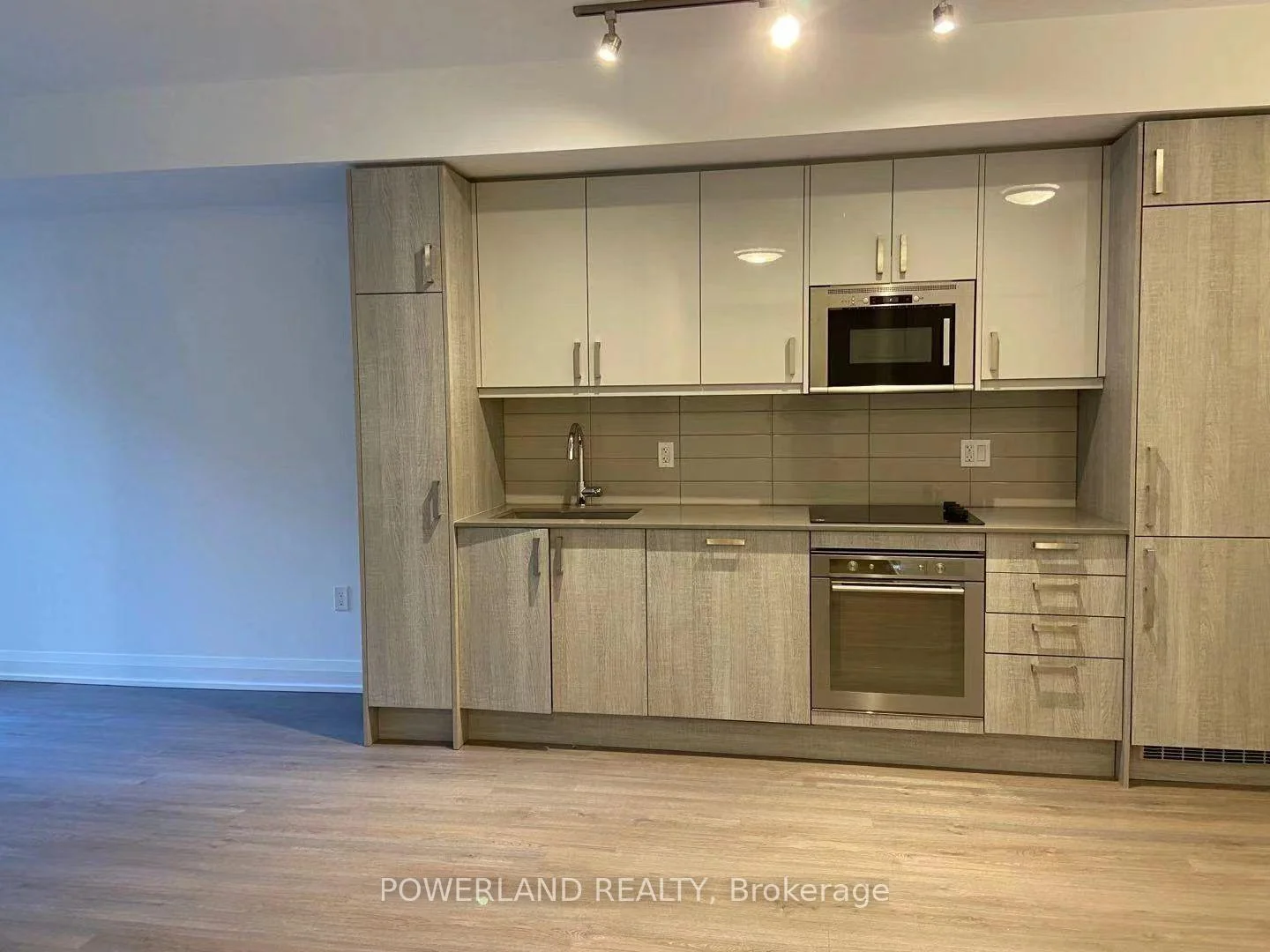 Photo 21 of Unit 1001, 77 Mutual Street, Toronto, Church-Yonge Corridor — HOMEH