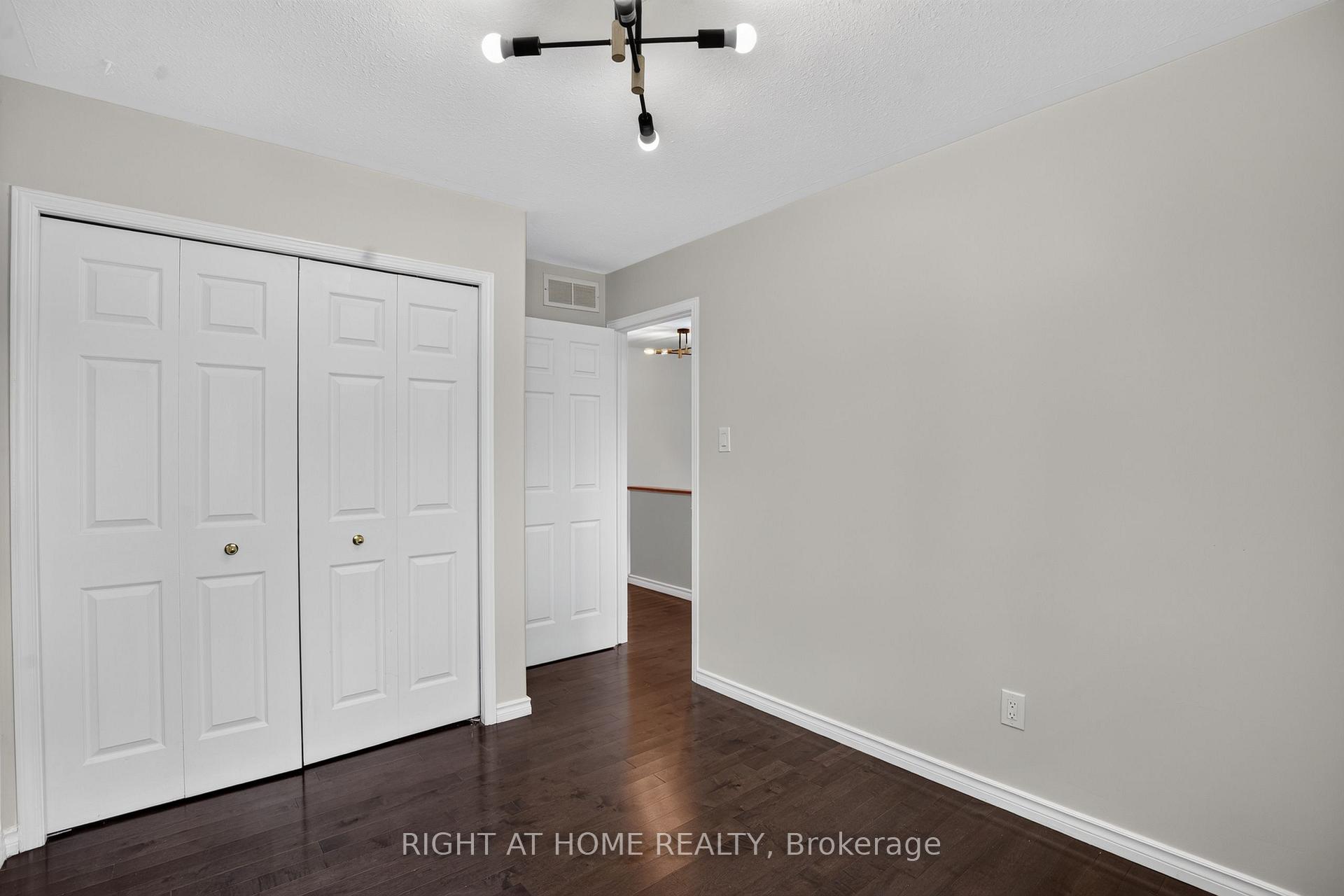 Photo 23 of 32 Saffron Court, Ottawa, Barrhaven - Longfields — HOMEH