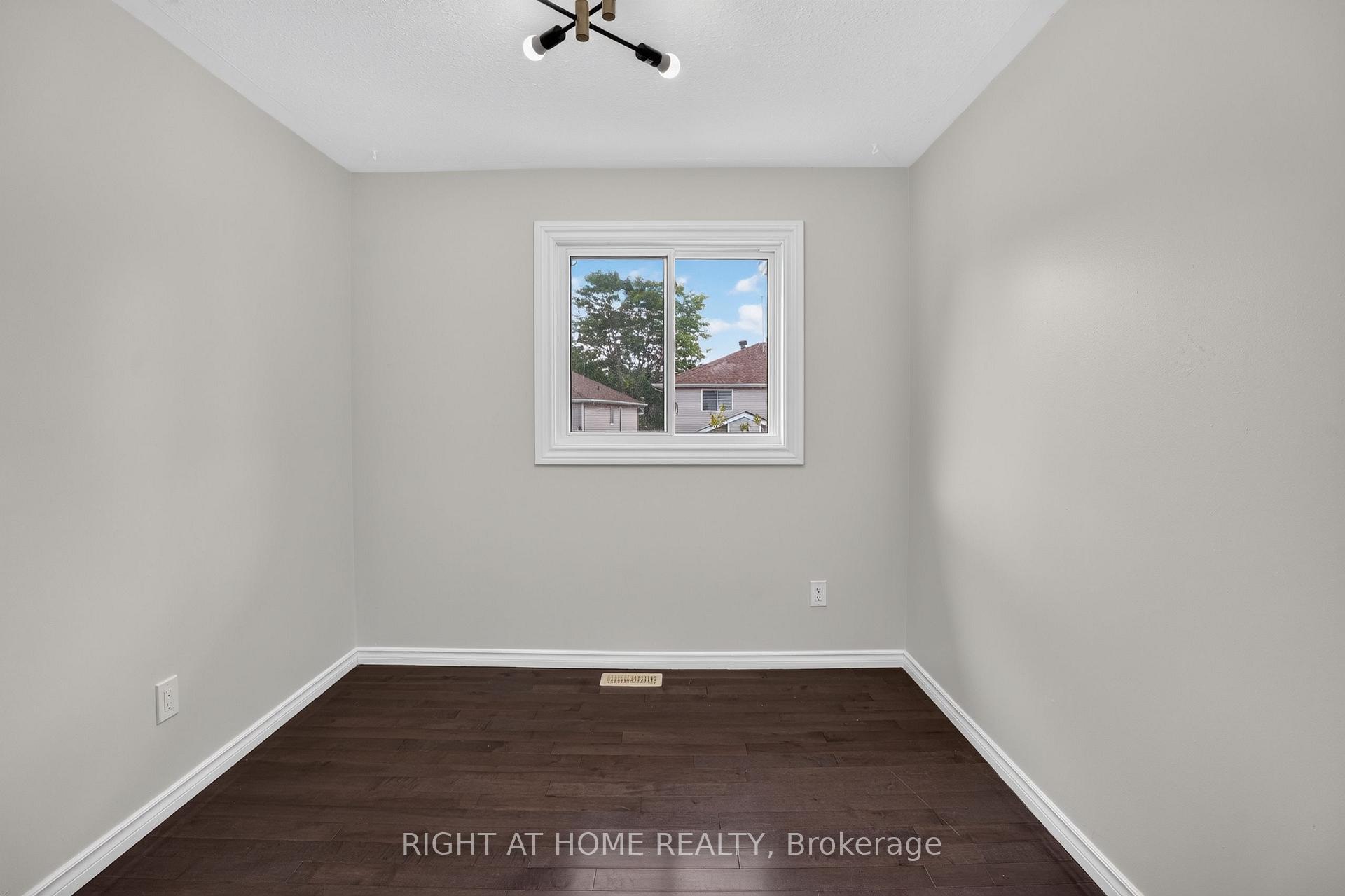 Photo 25 of 32 Saffron Court, Ottawa, Barrhaven - Longfields — HOMEH