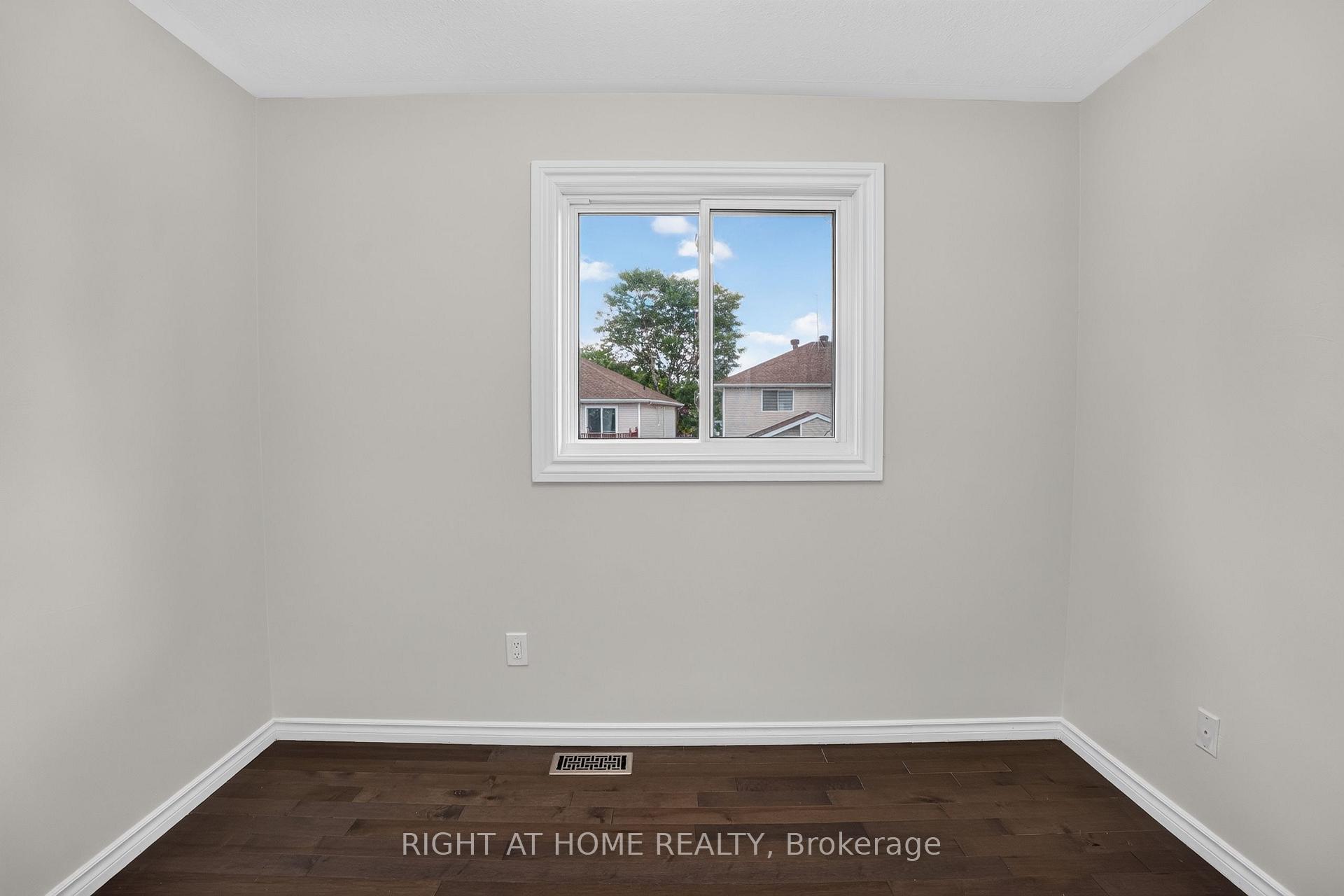 Photo 29 of 32 Saffron Court, Ottawa, Barrhaven - Longfields — HOMEH