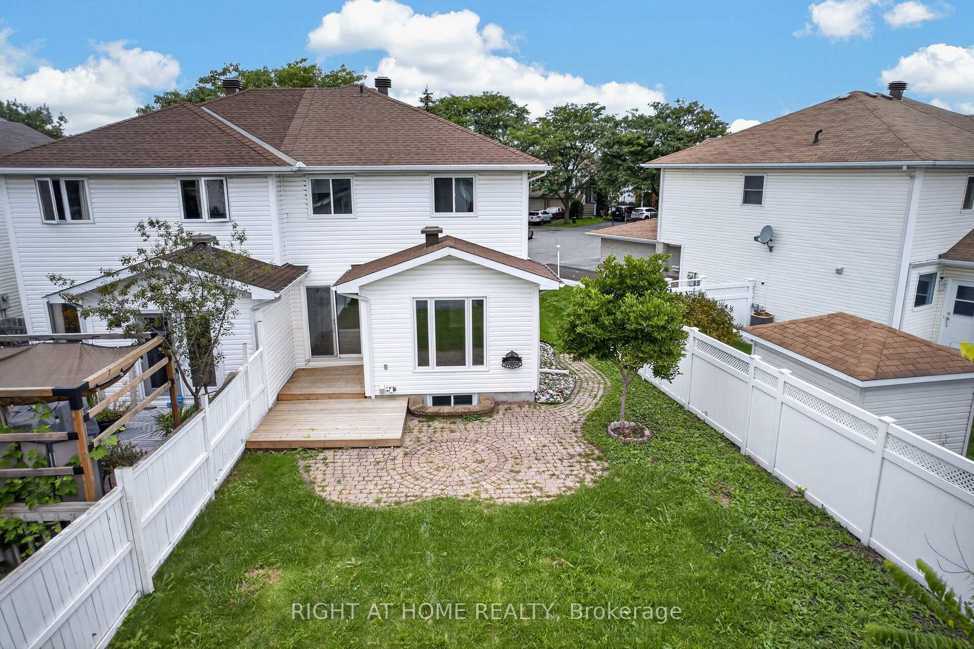 Photo 39 of 32 Saffron Court, Ottawa, Barrhaven - Longfields — HOMEH