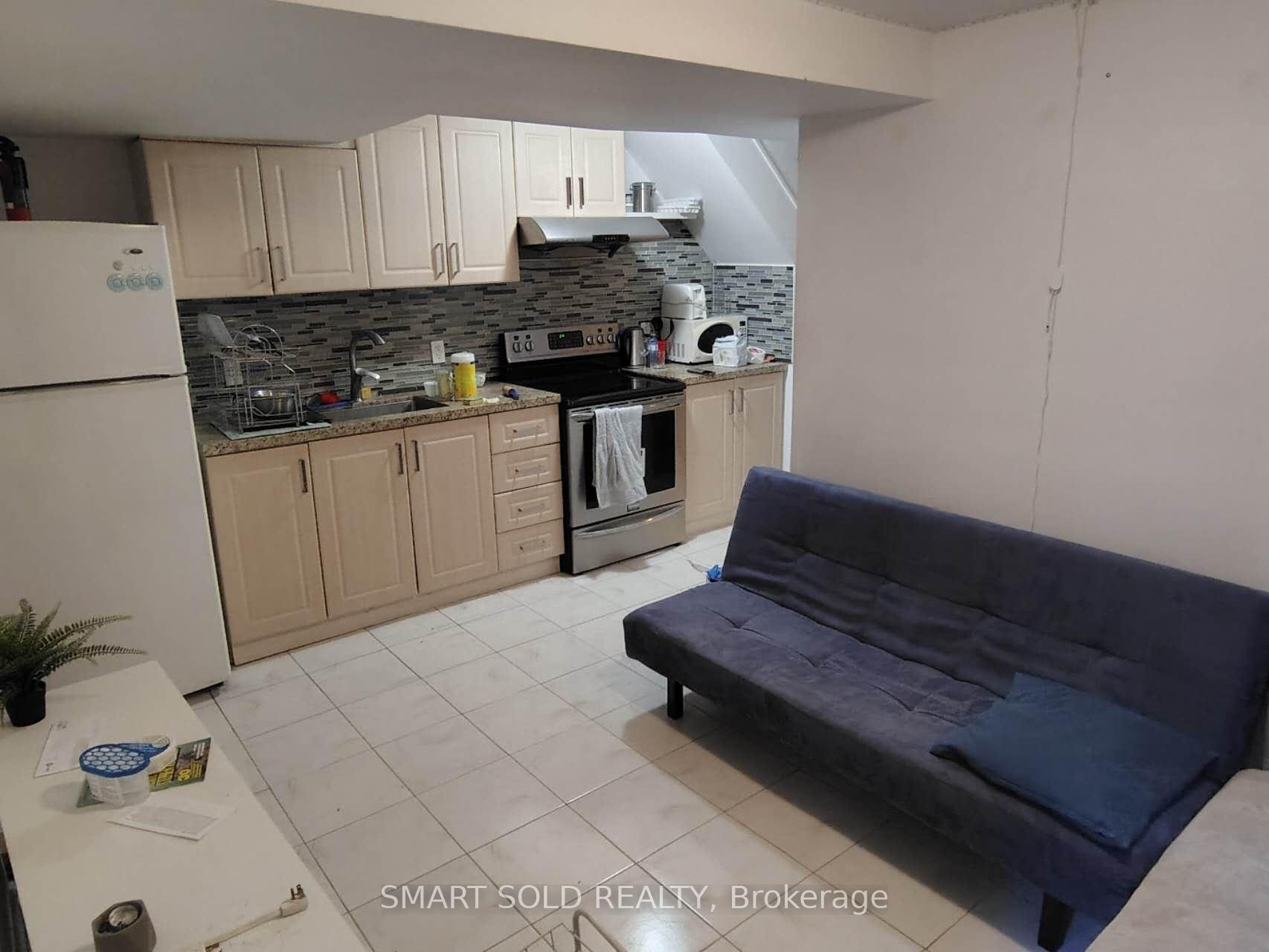 Photo 1 of Lower 66 Bellevue Avenue, Toronto, Kensington-Chinatown — HOMEH
