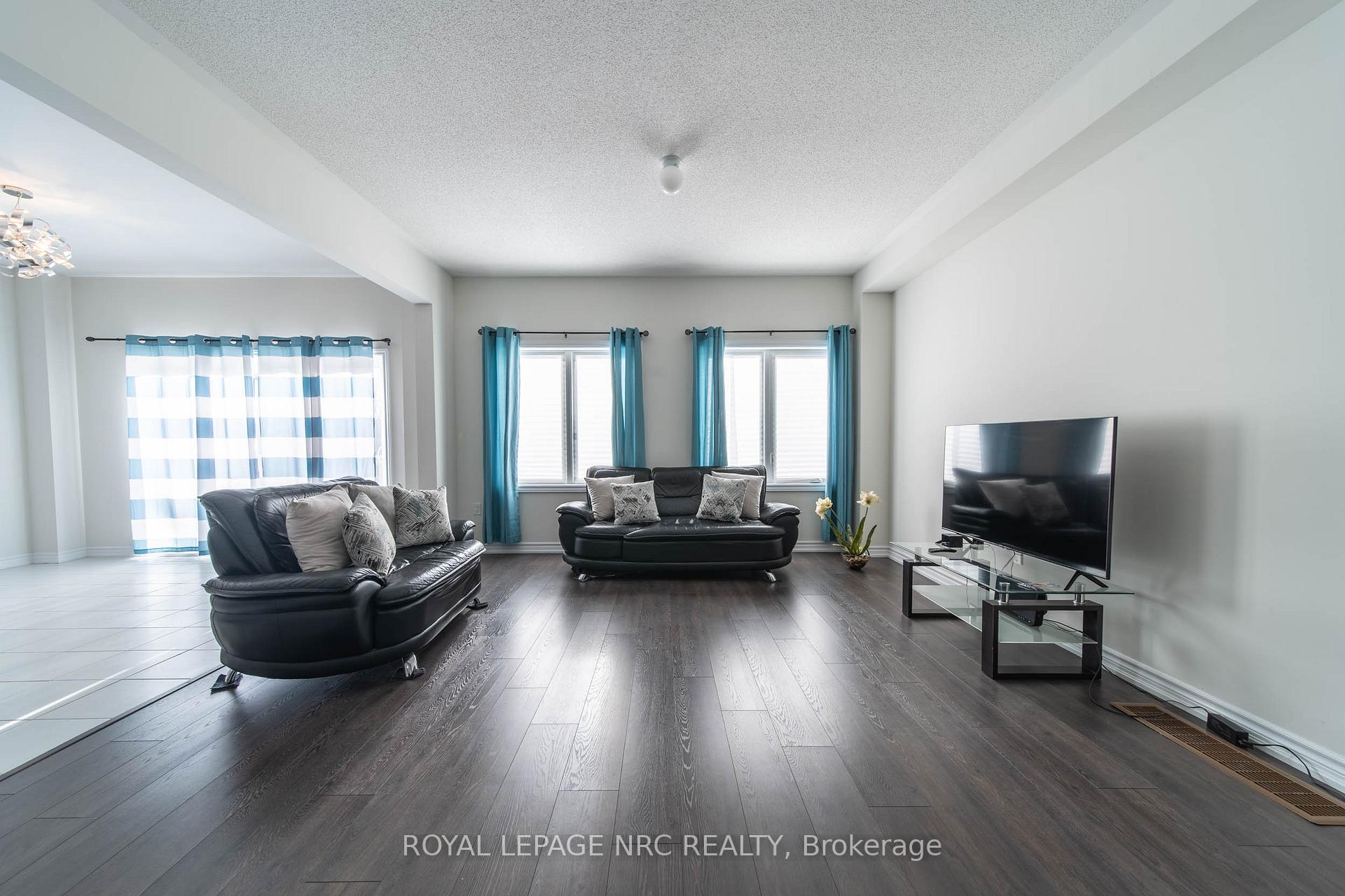 Photo 2 of 97 Tumblewood Place, Welland, Dain City — HOMEH