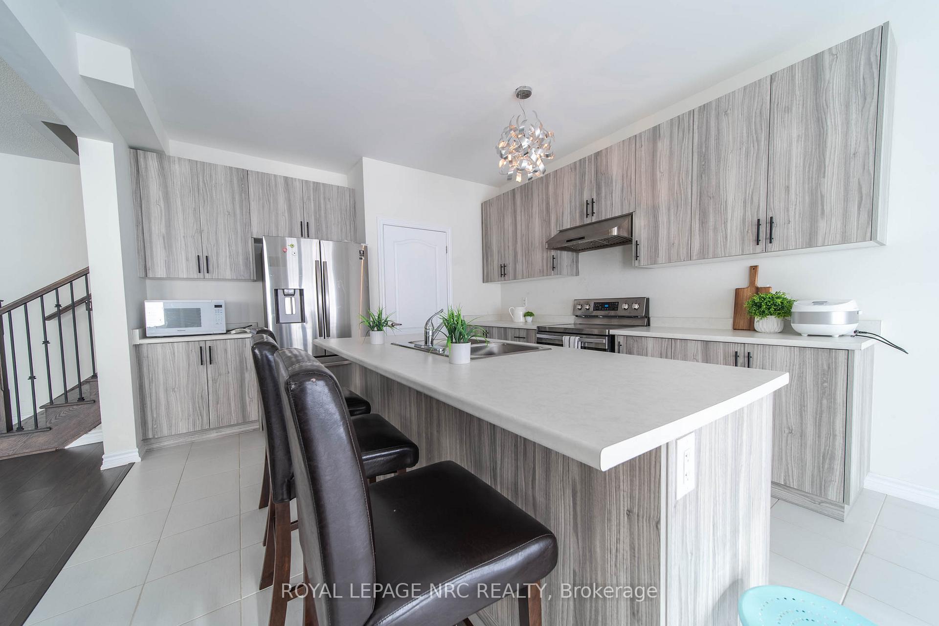 Photo 6 of 97 Tumblewood Place, Welland, Dain City — HOMEH