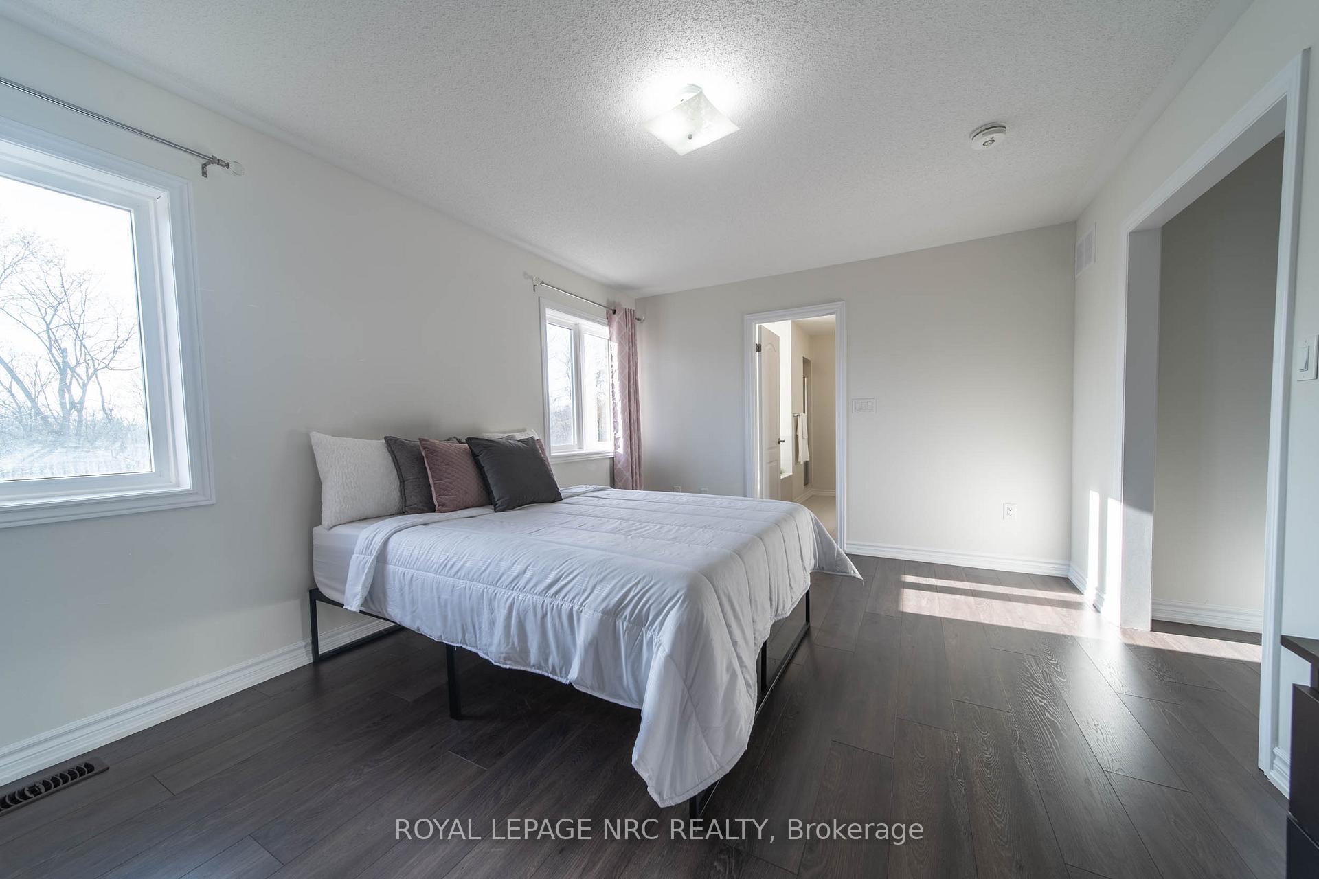 Photo 17 of 97 Tumblewood Place, Welland, Dain City — HOMEH