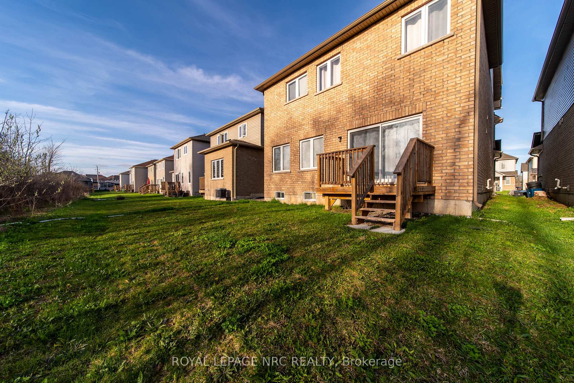 Photo 28 of 97 Tumblewood Place, Welland, Dain City — HOMEH