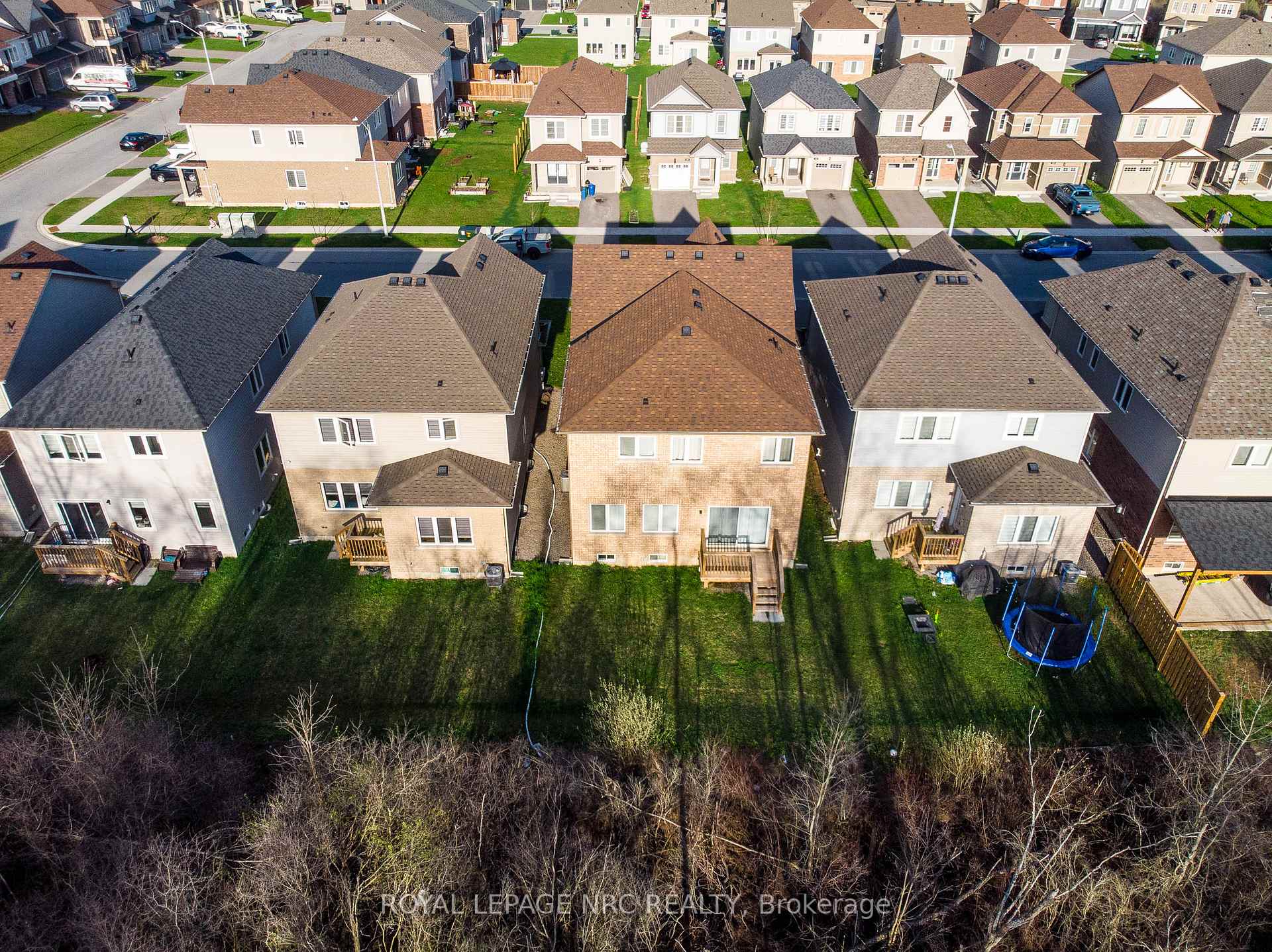 Photo 29 of 97 Tumblewood Place, Welland, Dain City — HOMEH