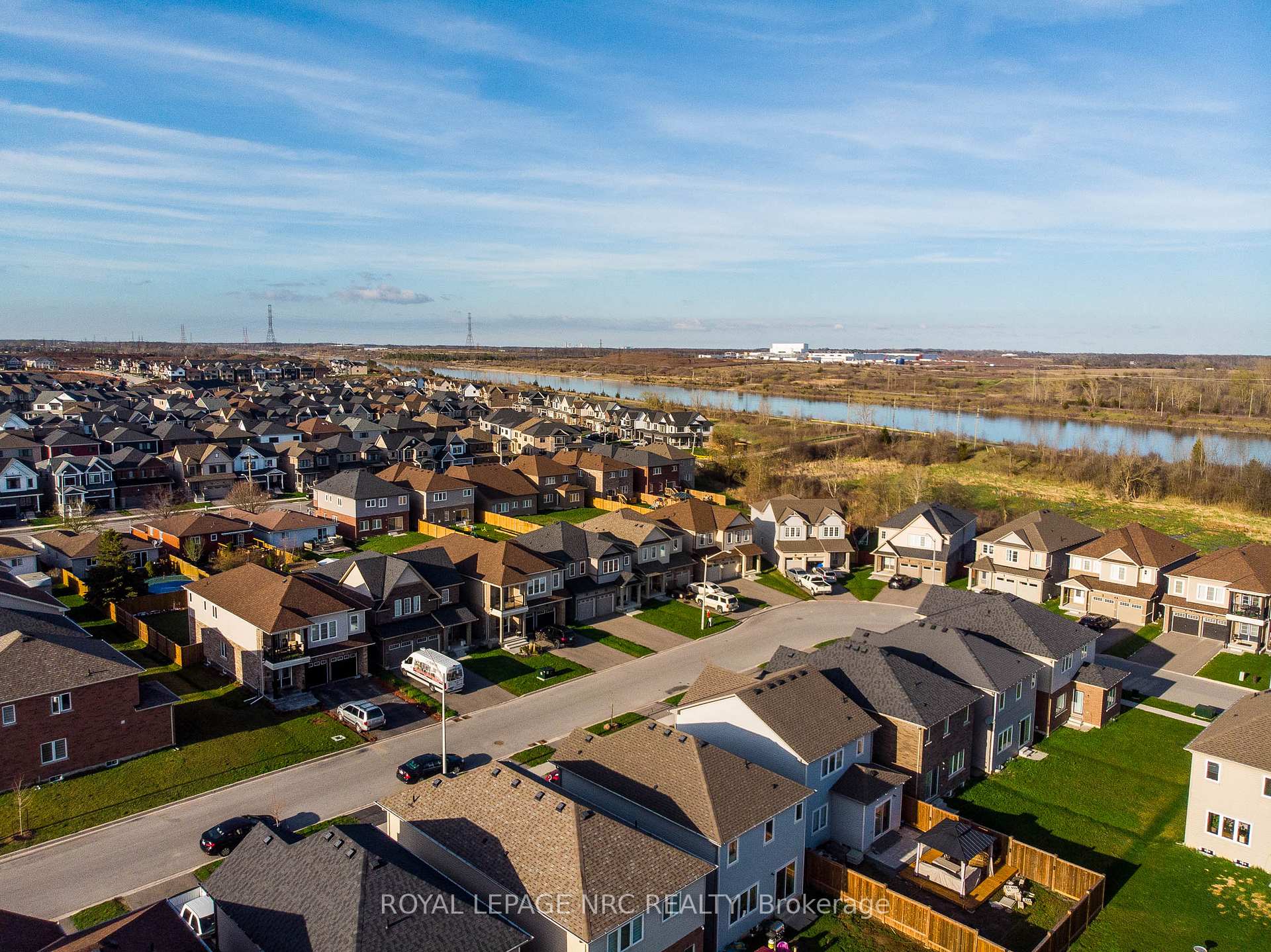 Photo 32 of 97 Tumblewood Place, Welland, Dain City — HOMEH