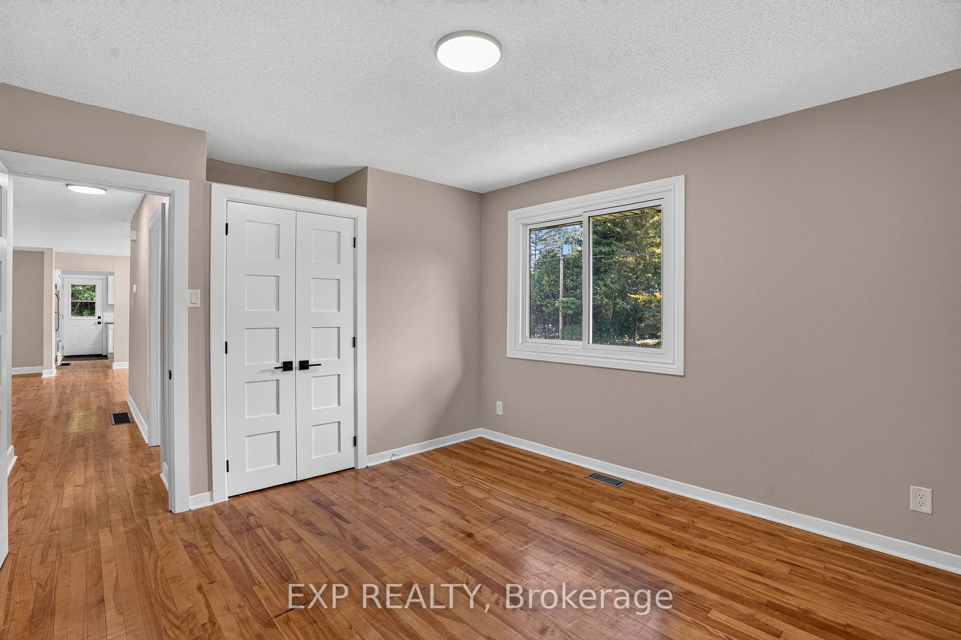 Photo 30 of 137 Grenfell Crescent, Ottawa, Grenfell Glen — HOMEH