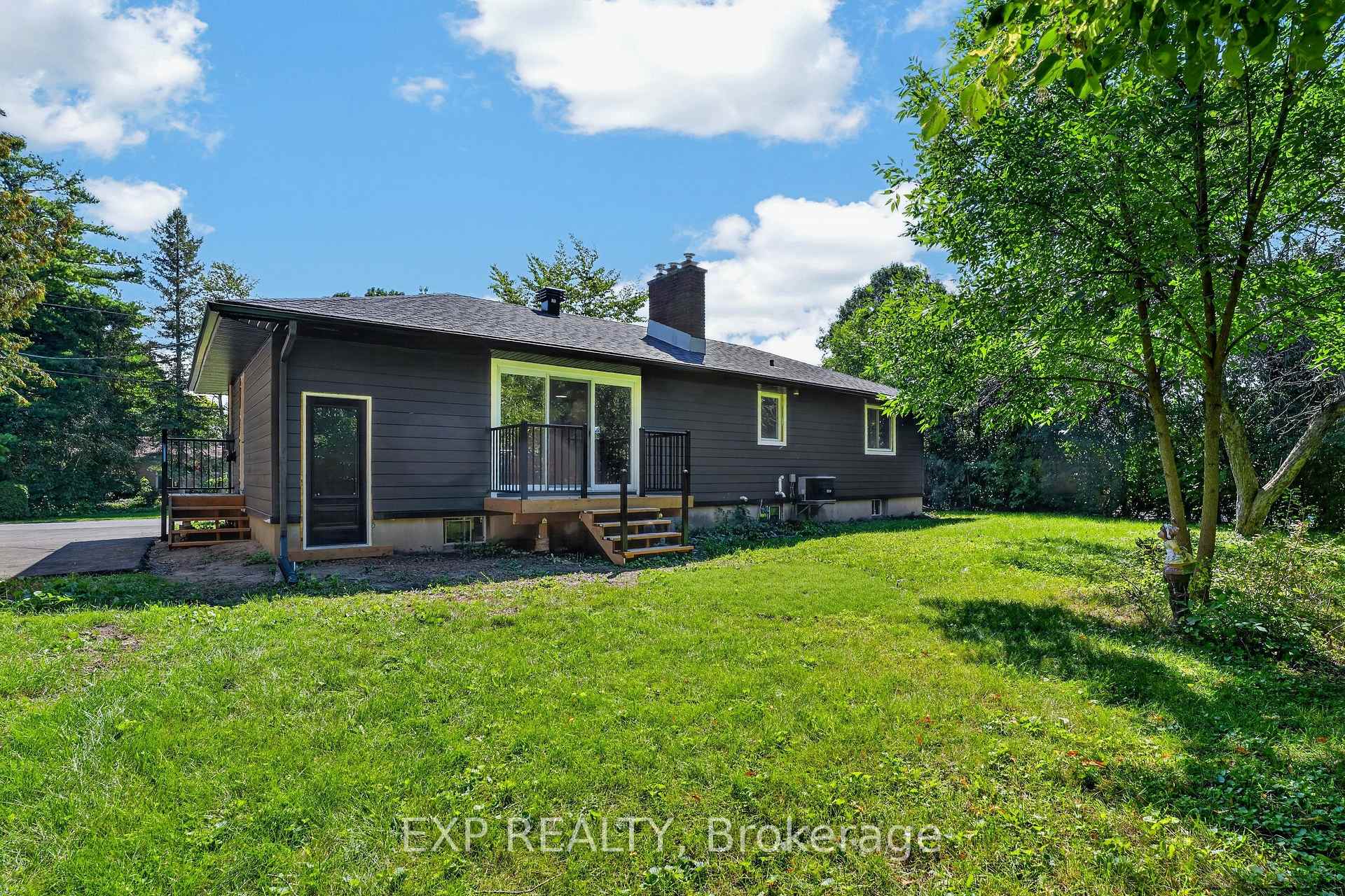 Photo 37 of 137 Grenfell Crescent, Ottawa, Grenfell Glen — HOMEH