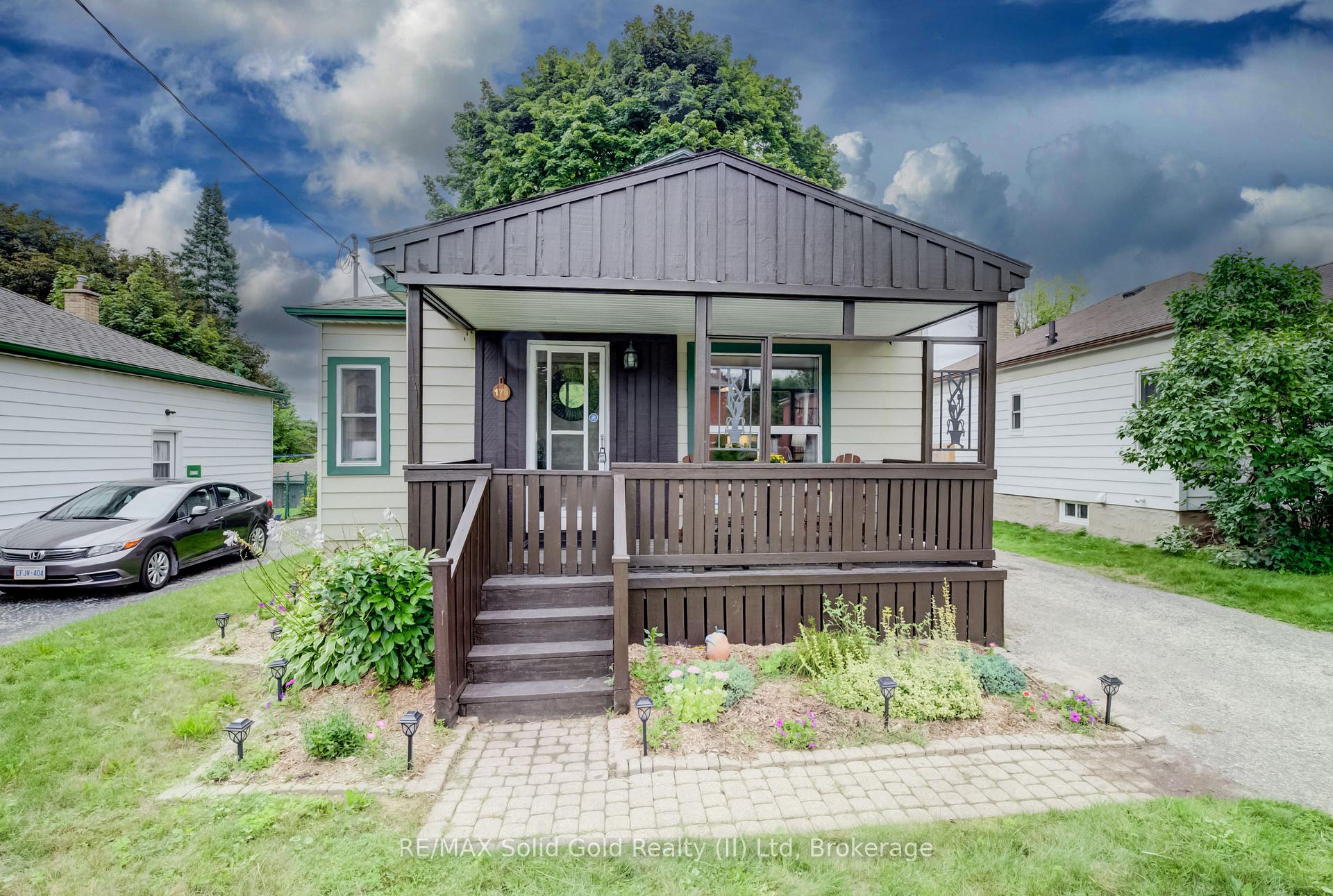 Photo 2 of 176 Edwin Street, Kitchener, Northward — HOMEH