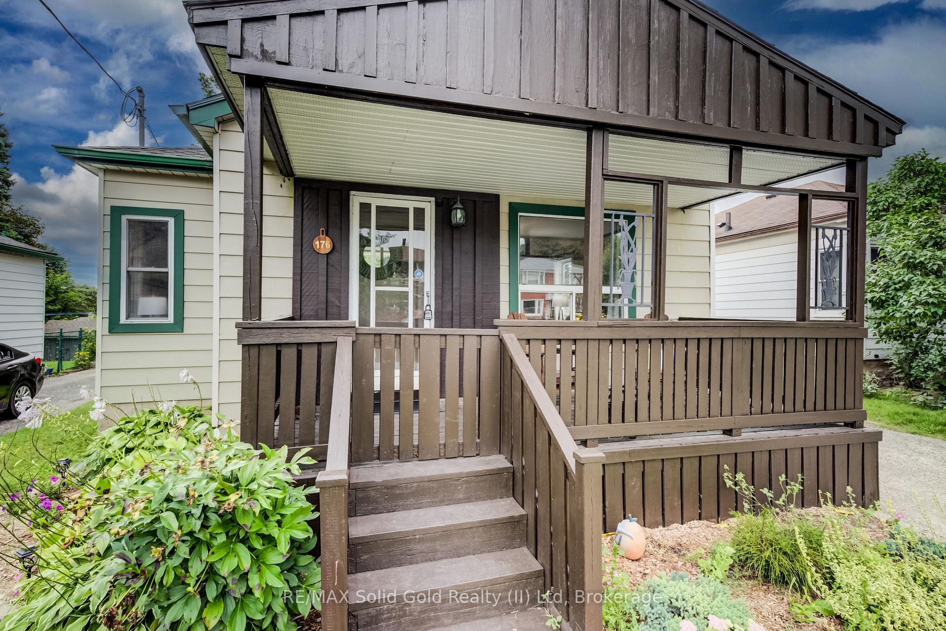 Photo 3 of 176 Edwin Street, Kitchener, Northward — HOMEH
