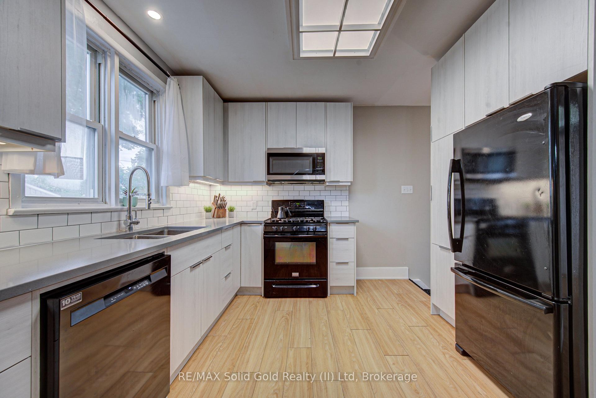 Photo 15 of 176 Edwin Street, Kitchener, Northward — HOMEH