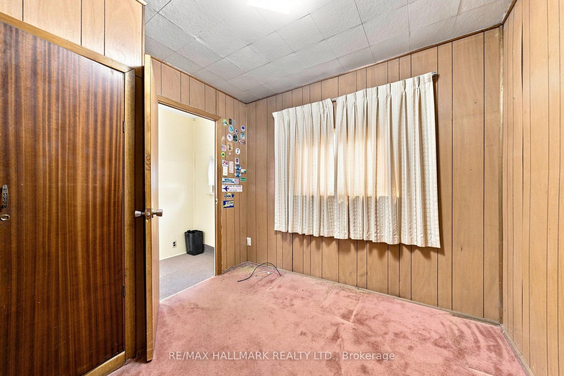 Photo 18 of 104 Chisholm Avenue, Toronto, Woodbine-Lumsden — HOMEH