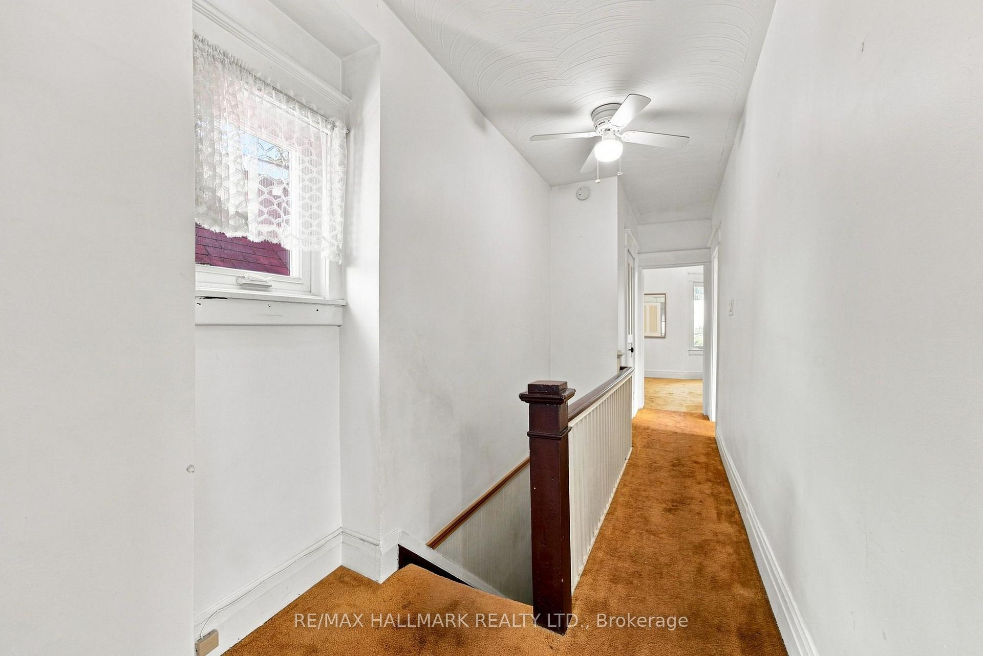 Photo 22 of 104 Chisholm Avenue, Toronto, Woodbine-Lumsden — HOMEH