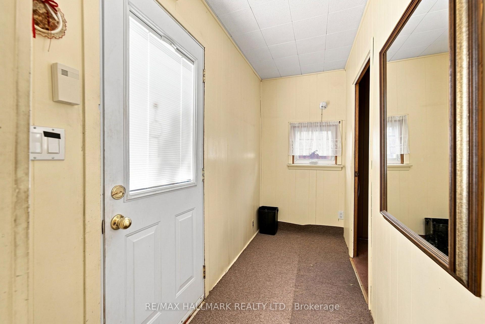 Photo 35 of 104 Chisholm Avenue, Toronto, Woodbine-Lumsden — HOMEH