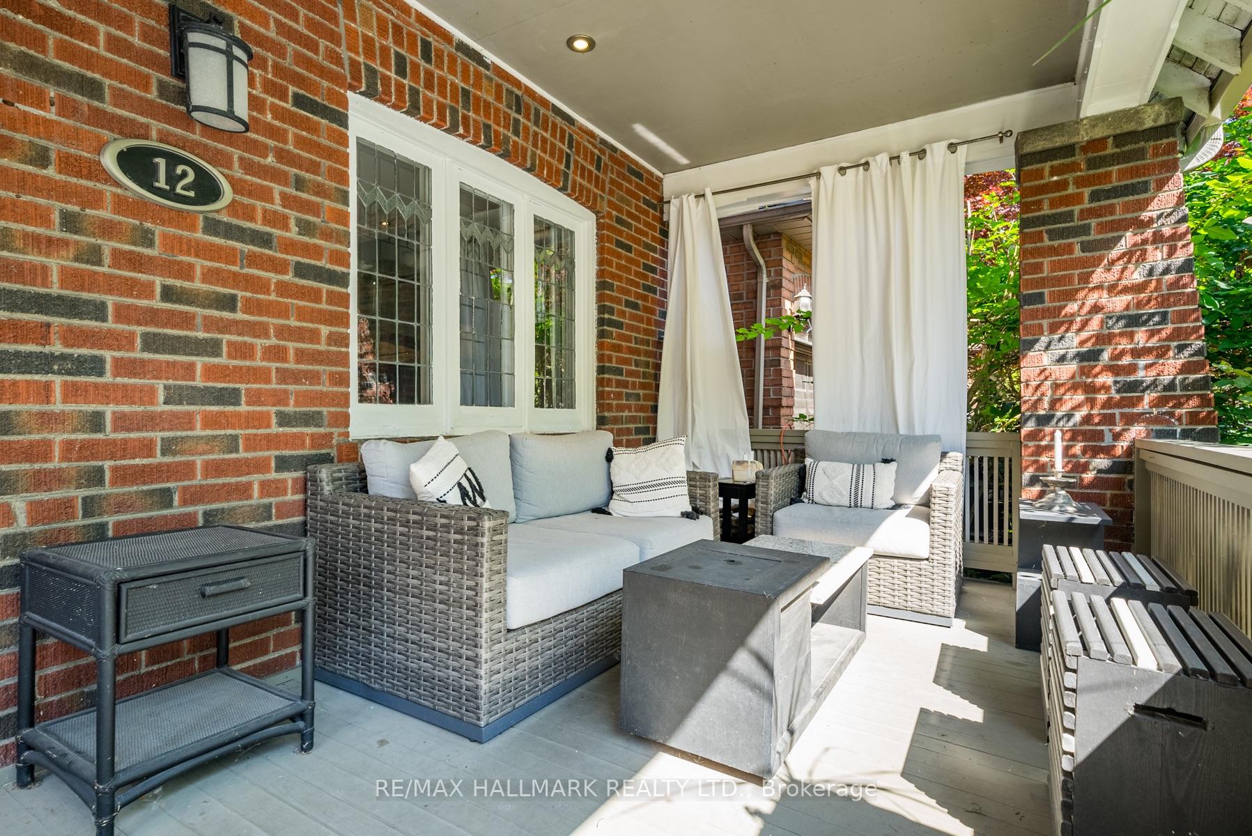 Photo 4 of 12 Bingham Avenue, Toronto, The Beaches — HOMEH