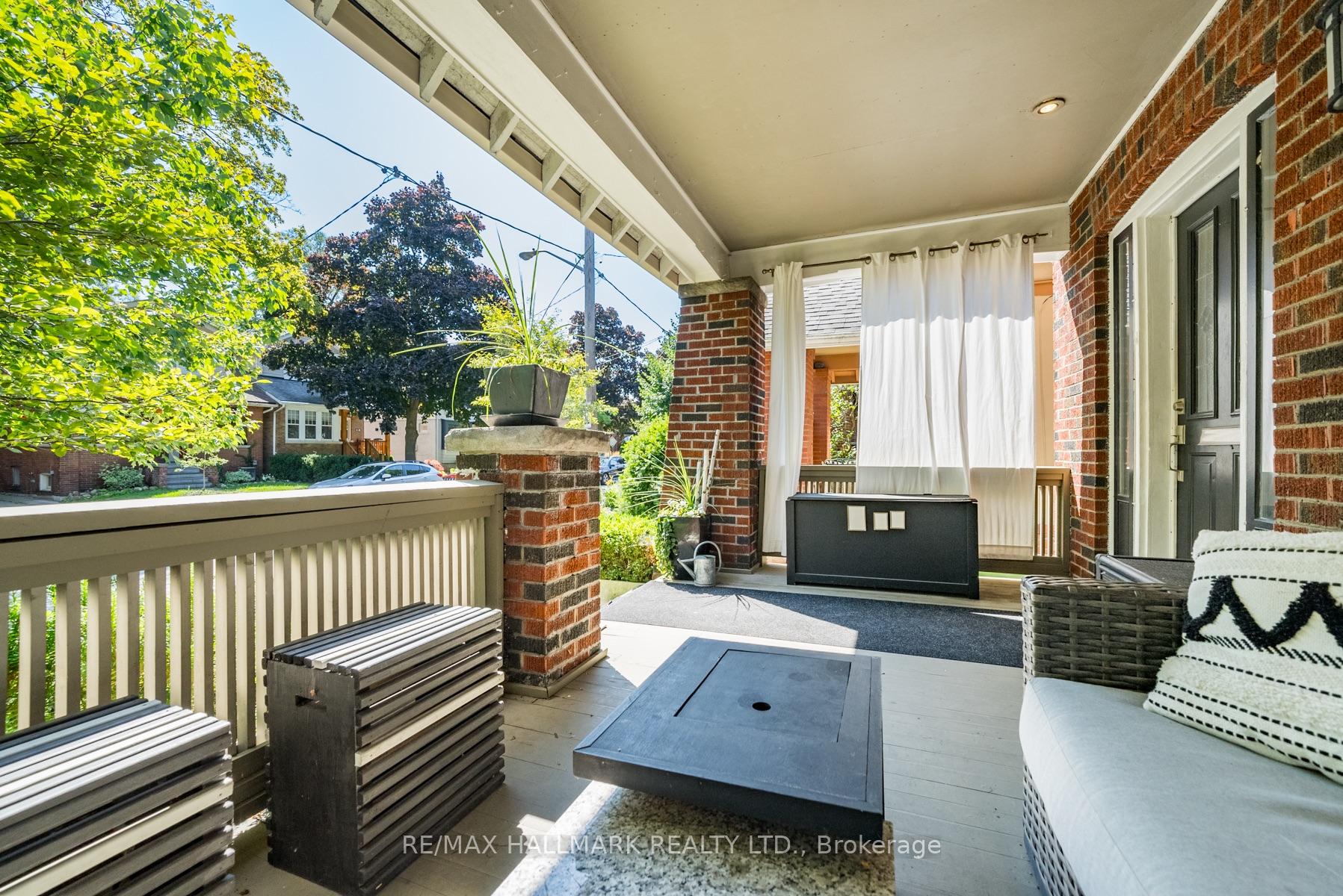 Photo 5 of 12 Bingham Avenue, Toronto, The Beaches — HOMEH