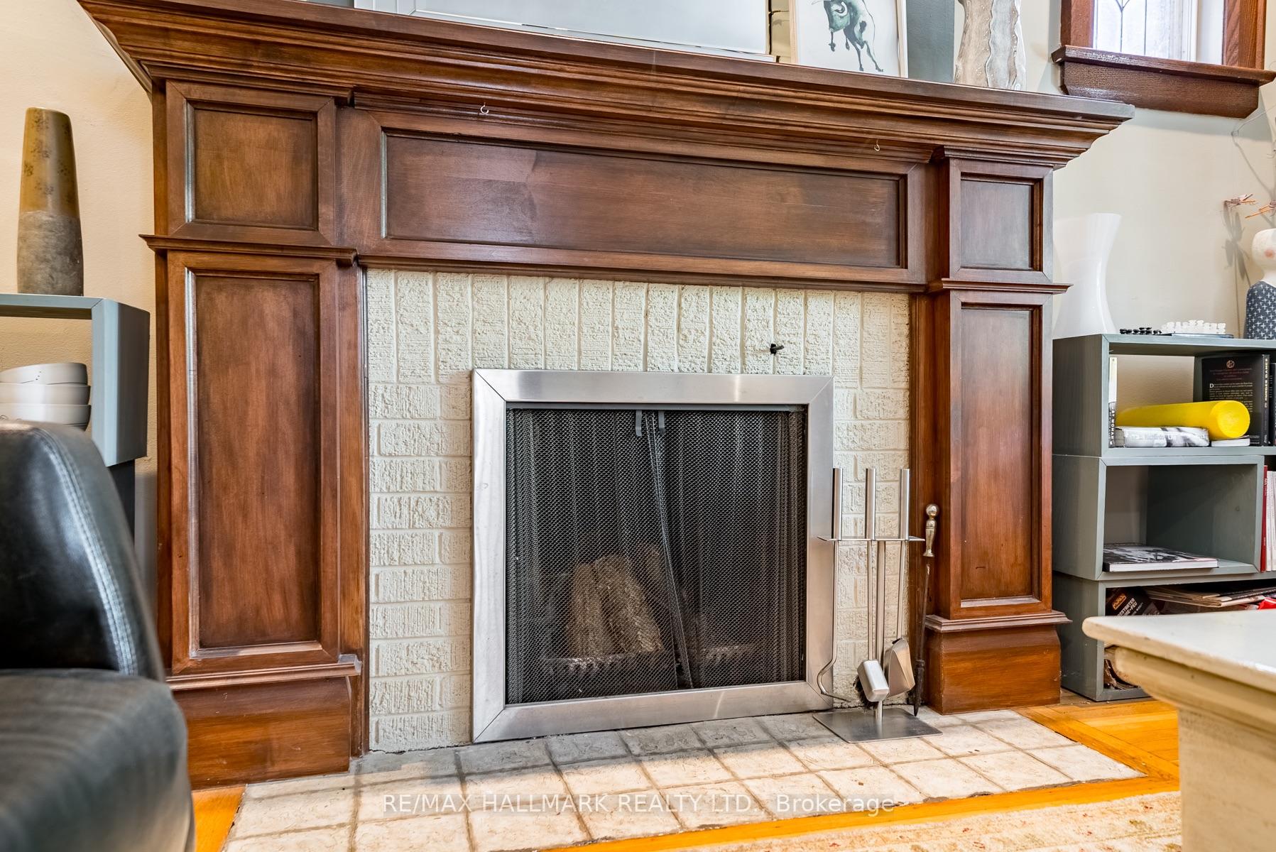 Photo 11 of 12 Bingham Avenue, Toronto, The Beaches — HOMEH