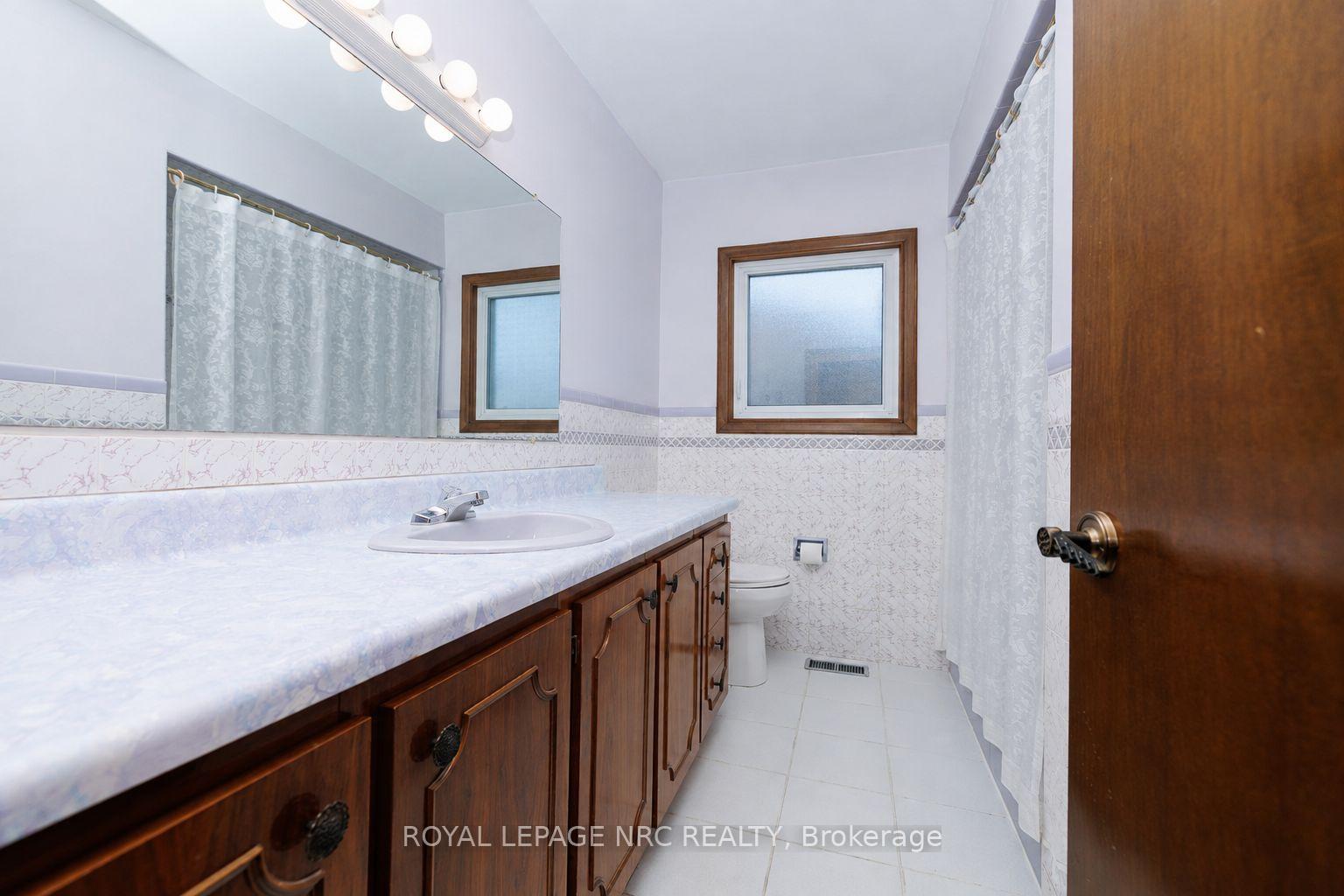 Photo 29 of 38 Rivercrest Road, Hamilton, Riverdale — HOMEH